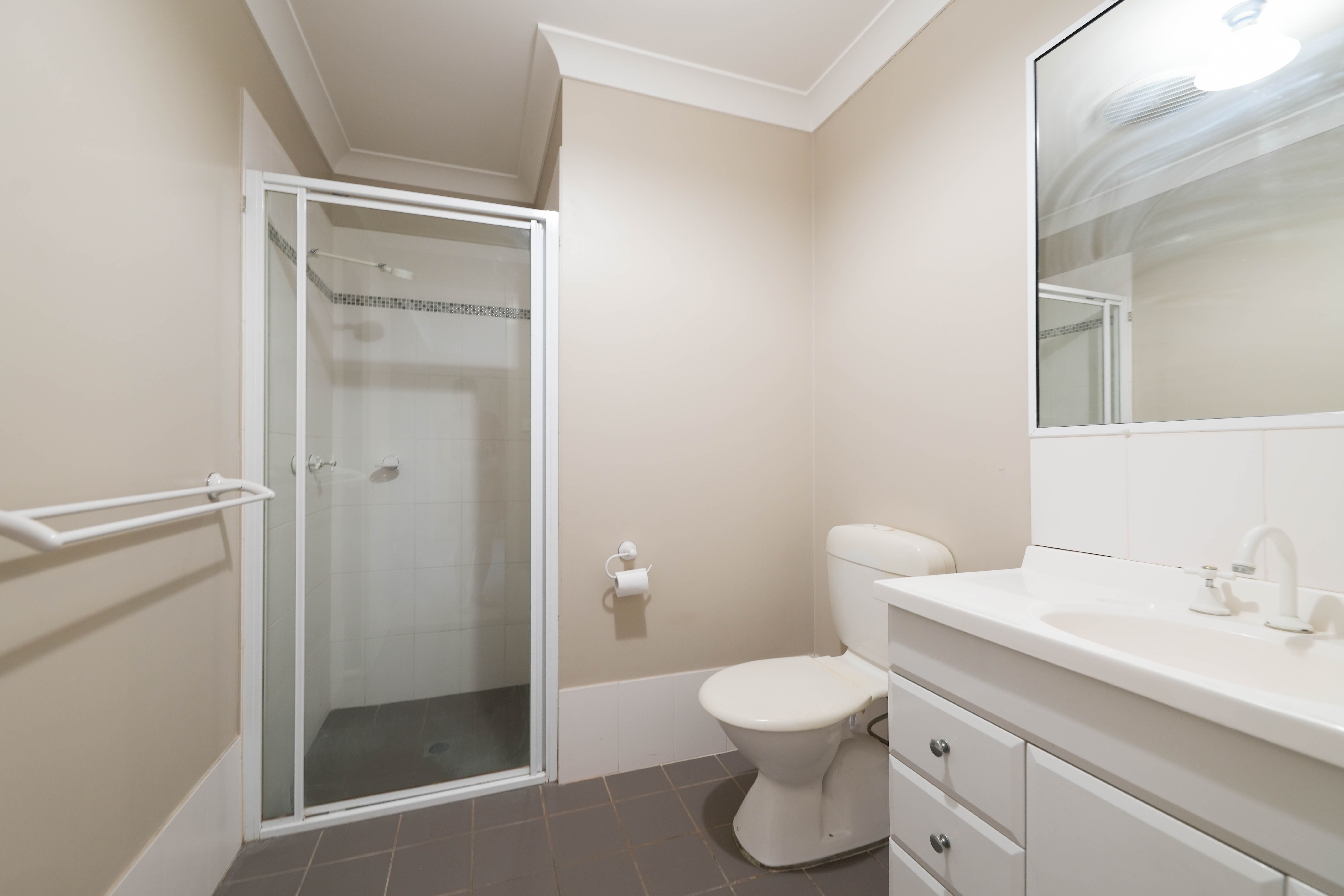 27 & 27a Wentworth Street — photo 13 of 26