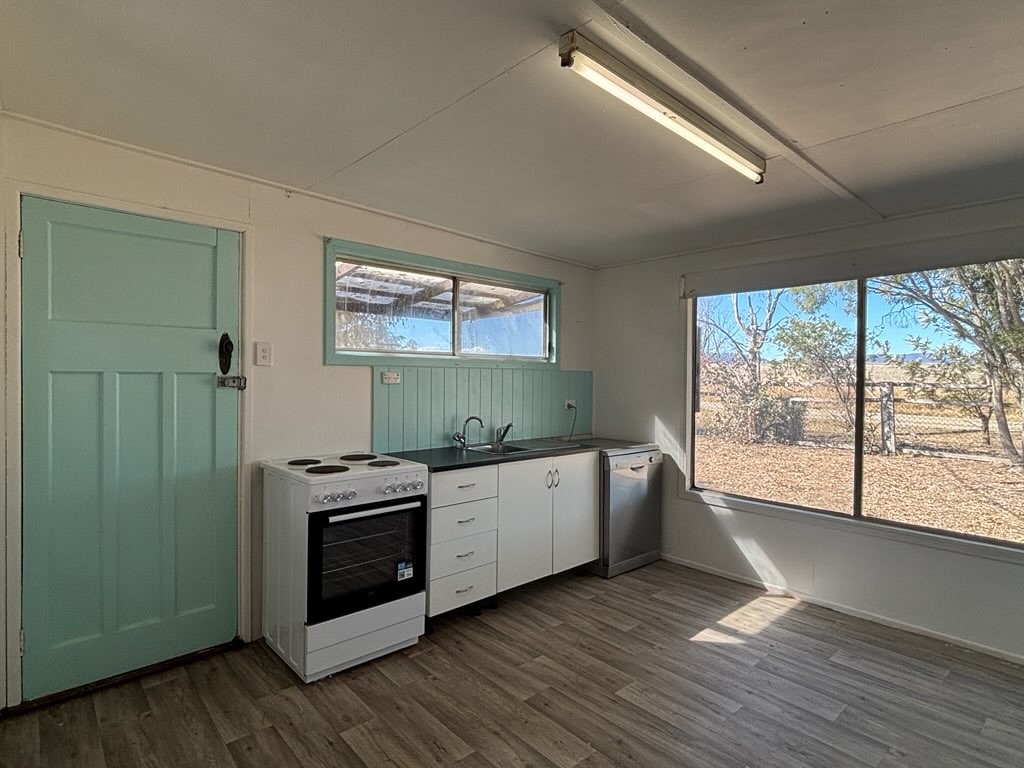 47 Kemp Road, Junabee, QLD 4370