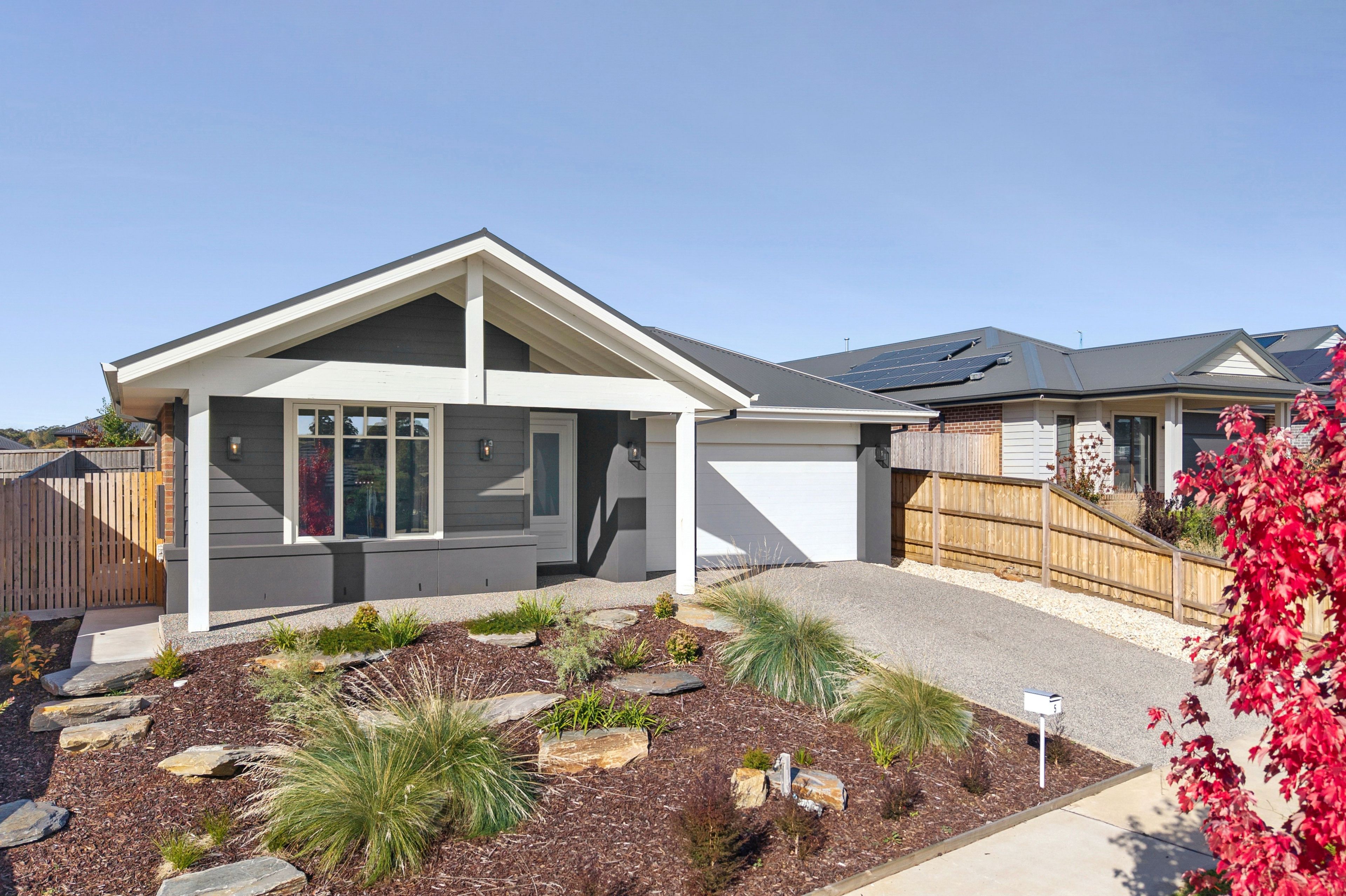 5 Amber Rise — photo from Ray White Kyneton