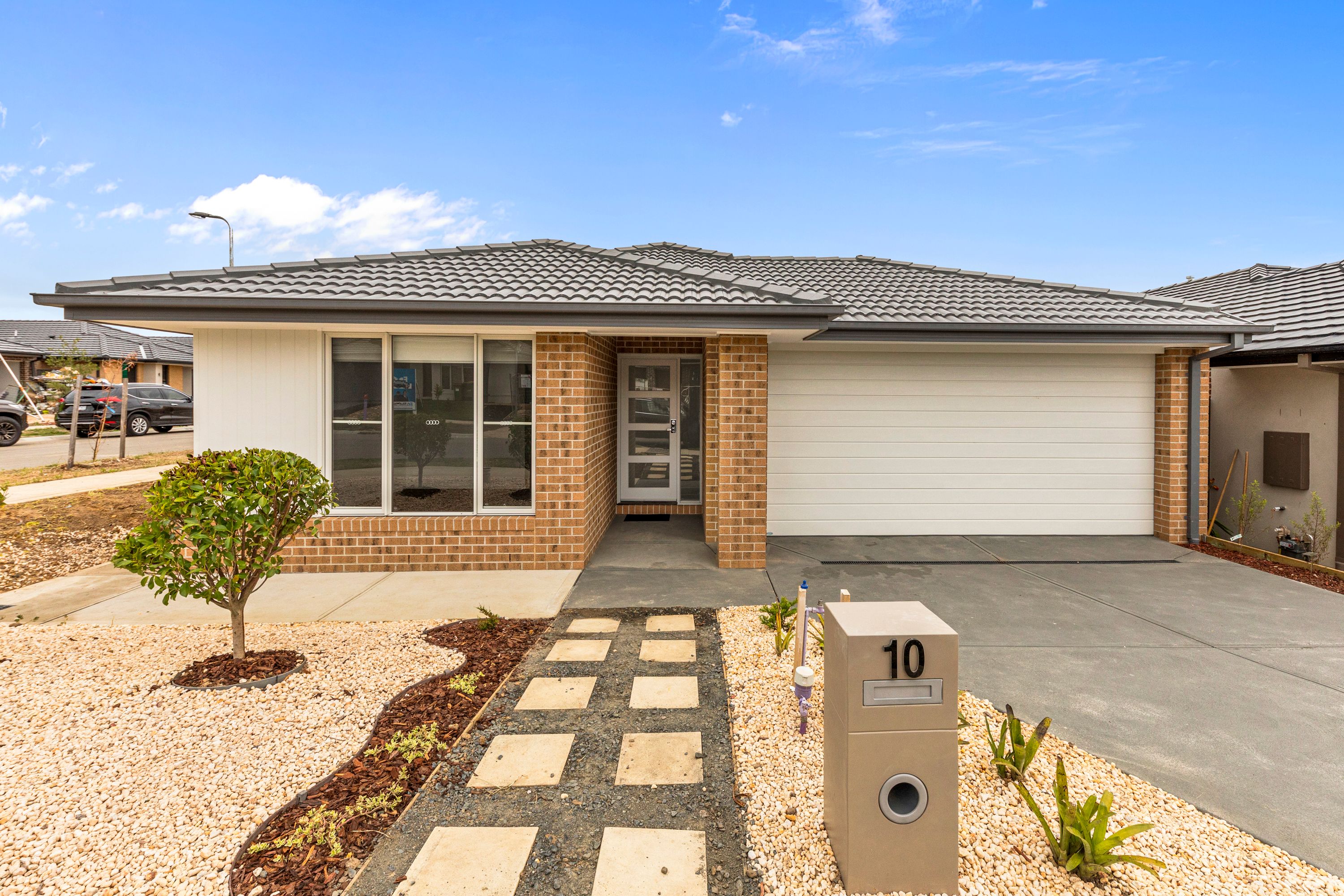 10 Silverstar Street — photo from Ray White Pakenham