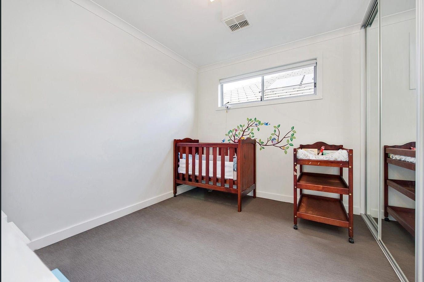 5 Herschel Place — photo 12 of 15