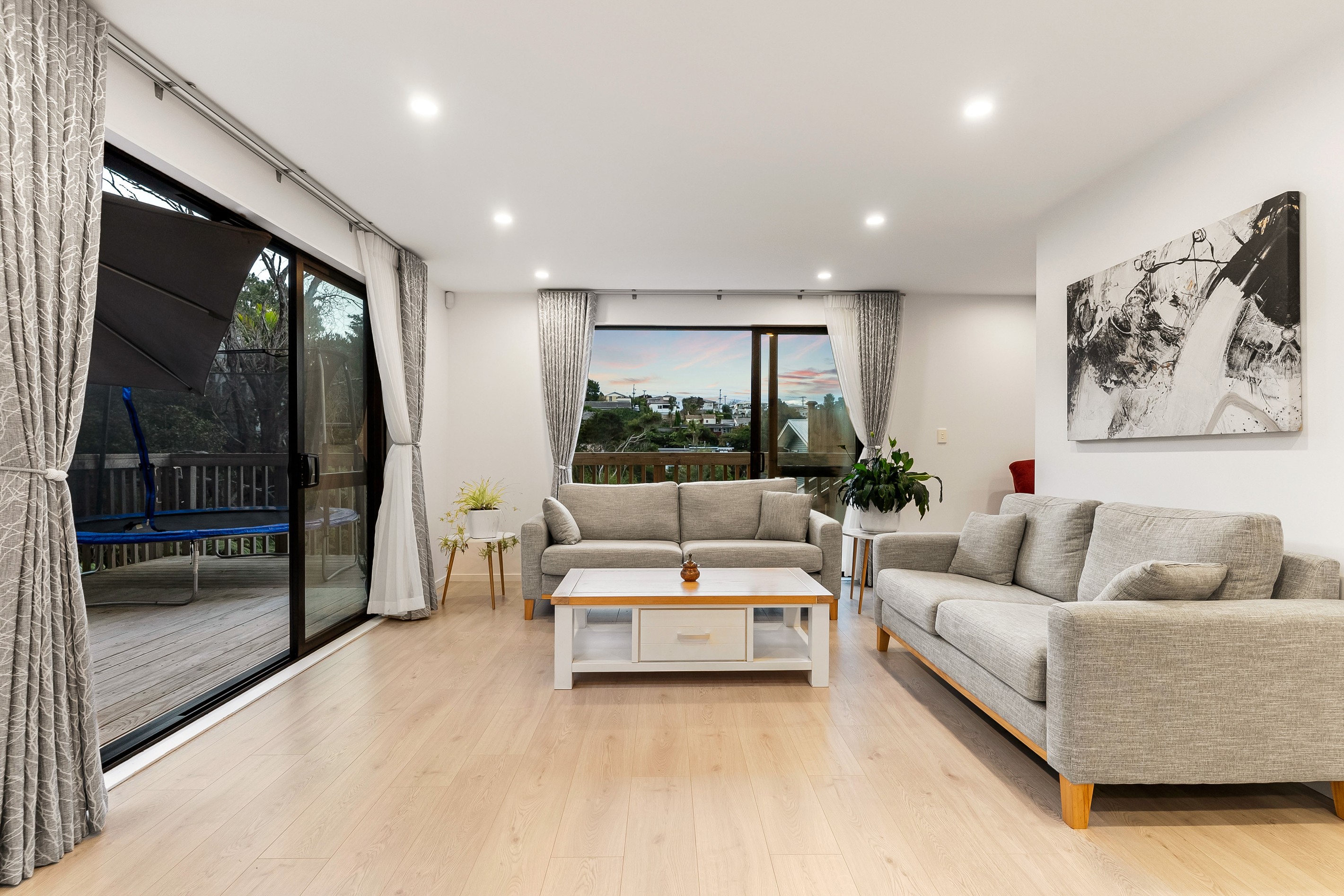 76A Mountbatten Avenue, Hillcrest, North Shore City