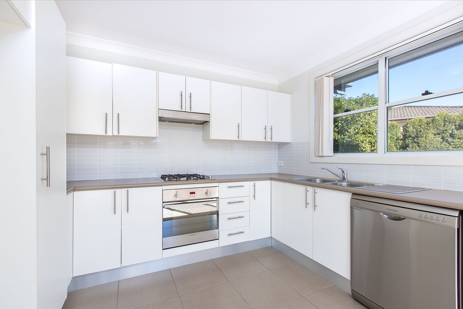 19/18 Croudace Road, Elermore Vale, NSW 2287
