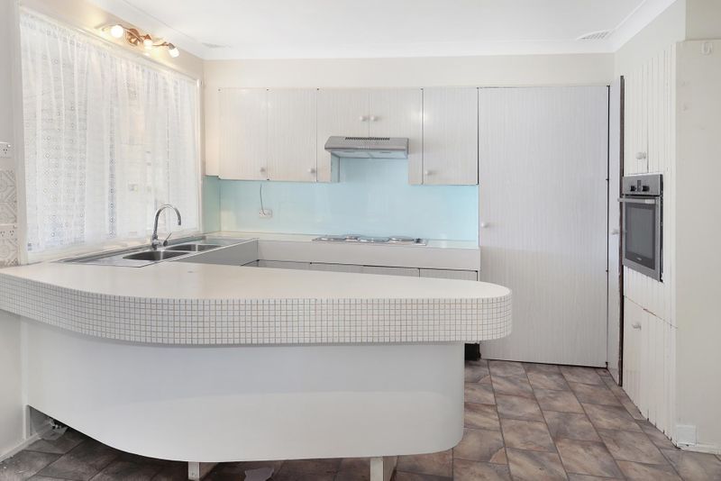 36 Sandringham Avenue, Cambridge Park, NSW 2747