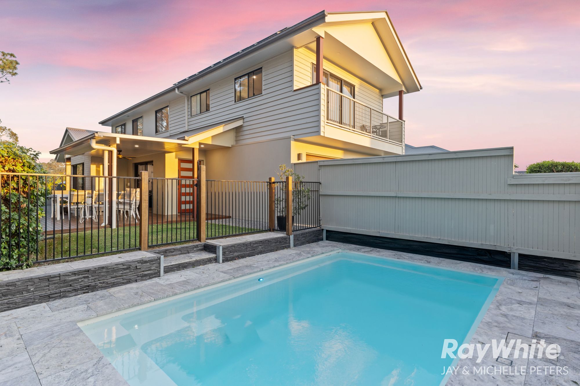 15 Edgewater Avenue, Rothwell, QLD 4022