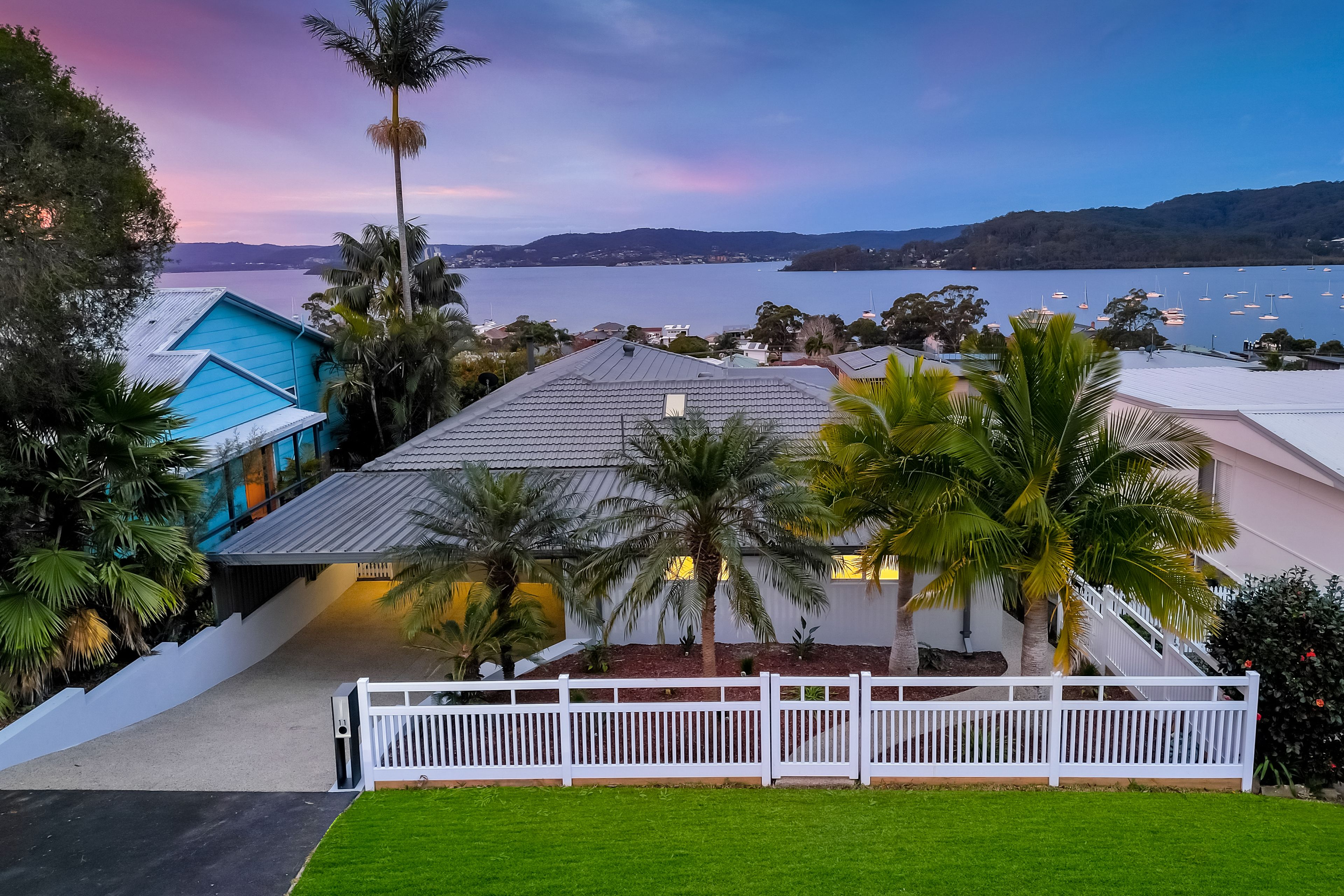 11 View Parade, Saratoga NSW 2251