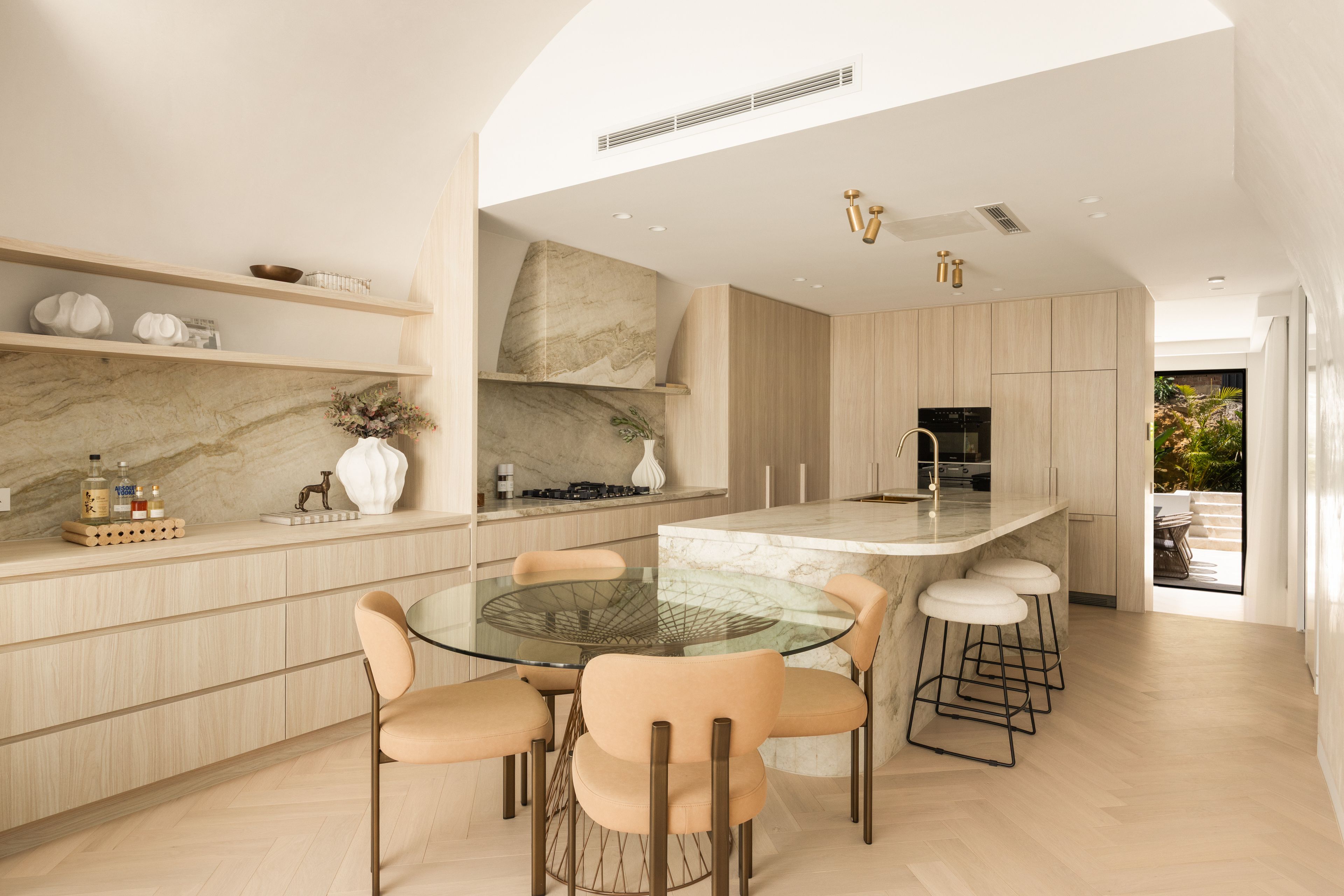 Residence 2/23 Hardy Street — photo 8 of 18