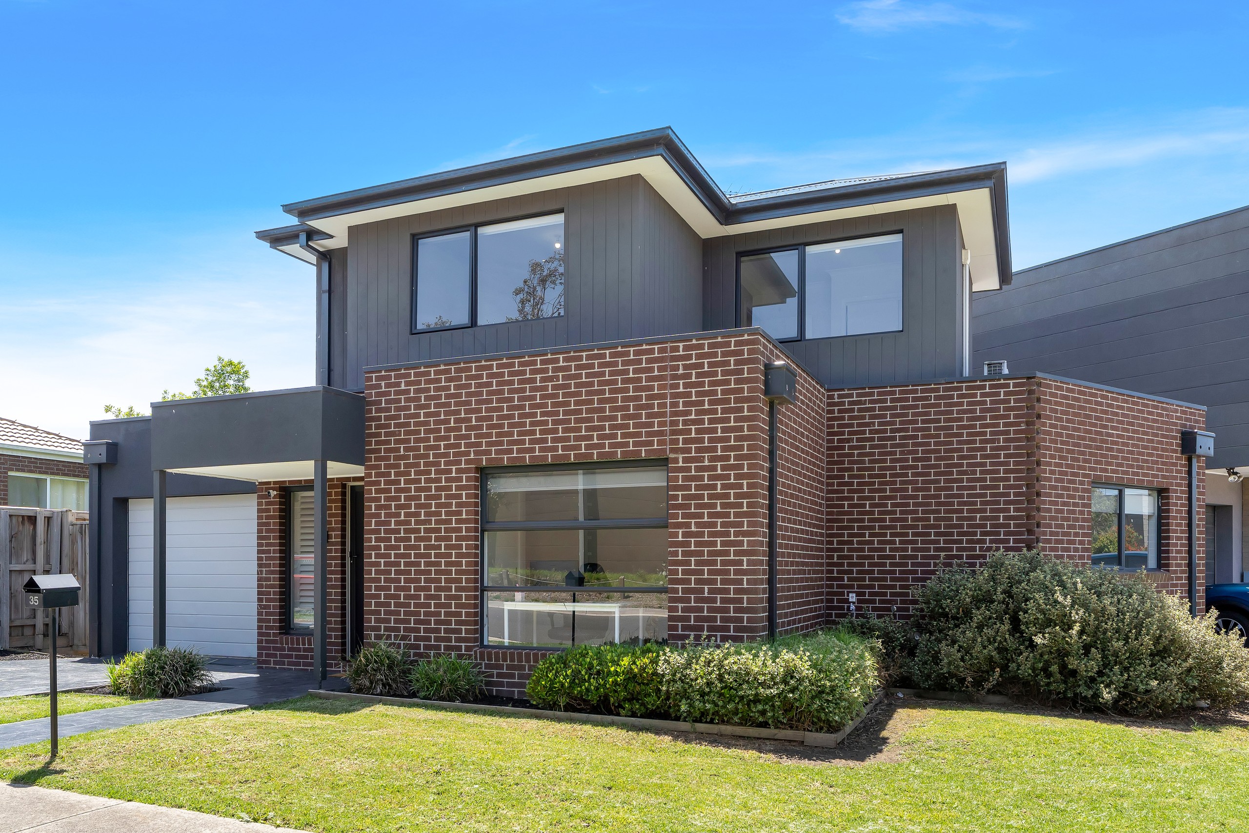 35 Paior Circuit, Epping, VIC 3076