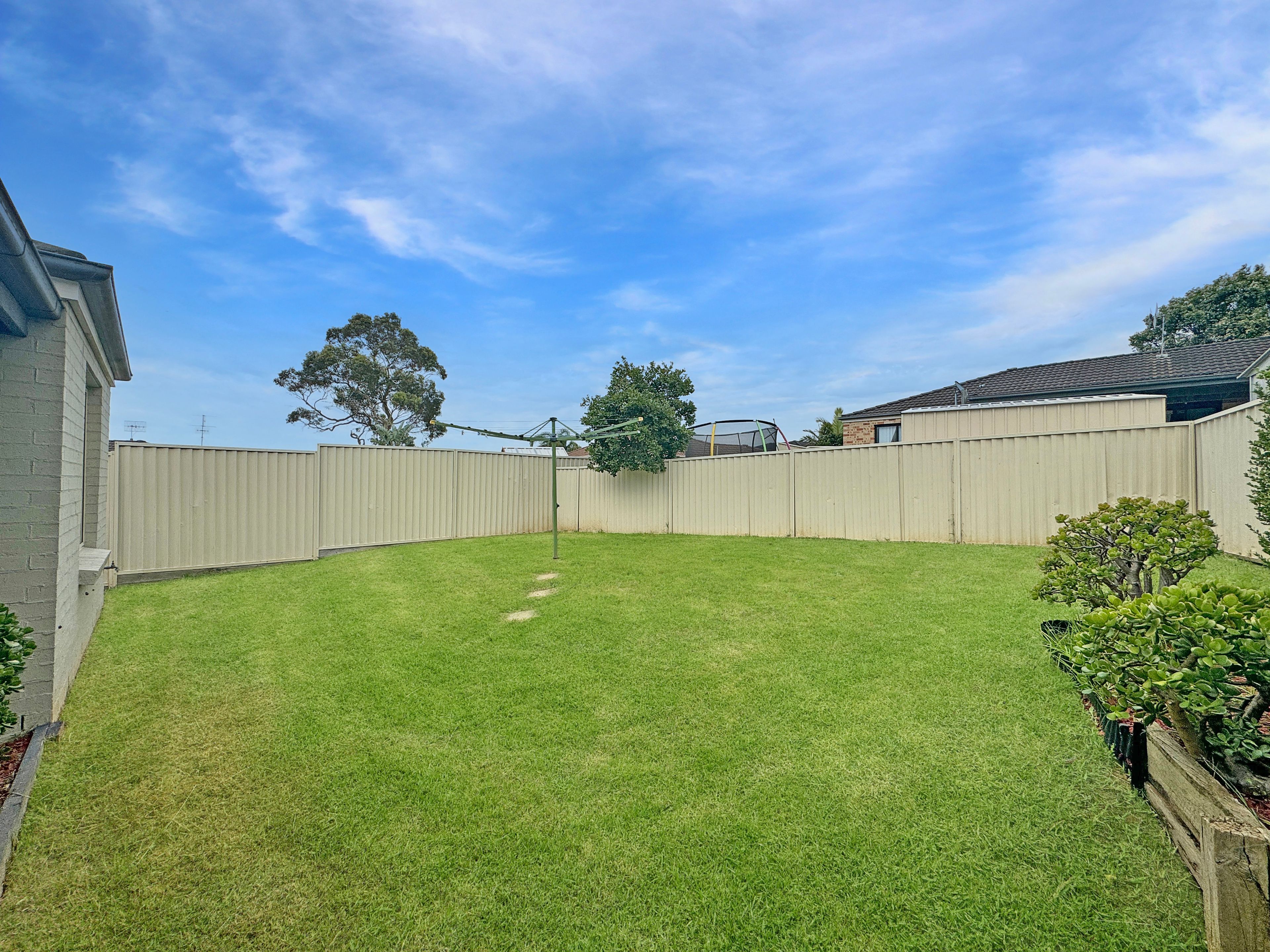 29 Loongana Crescent — photo 14 of 15