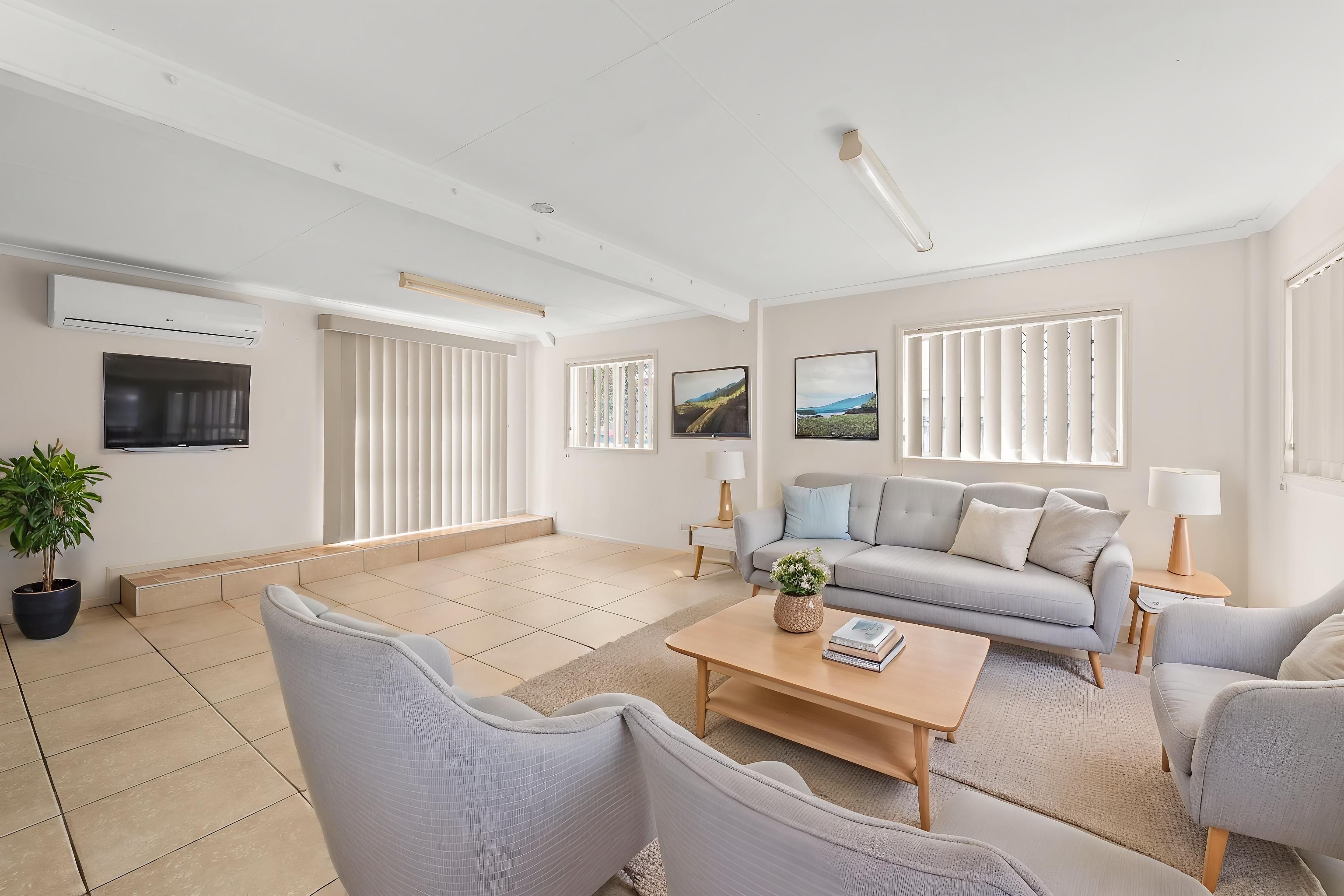33 Mikaga Court — photo 12 of 16