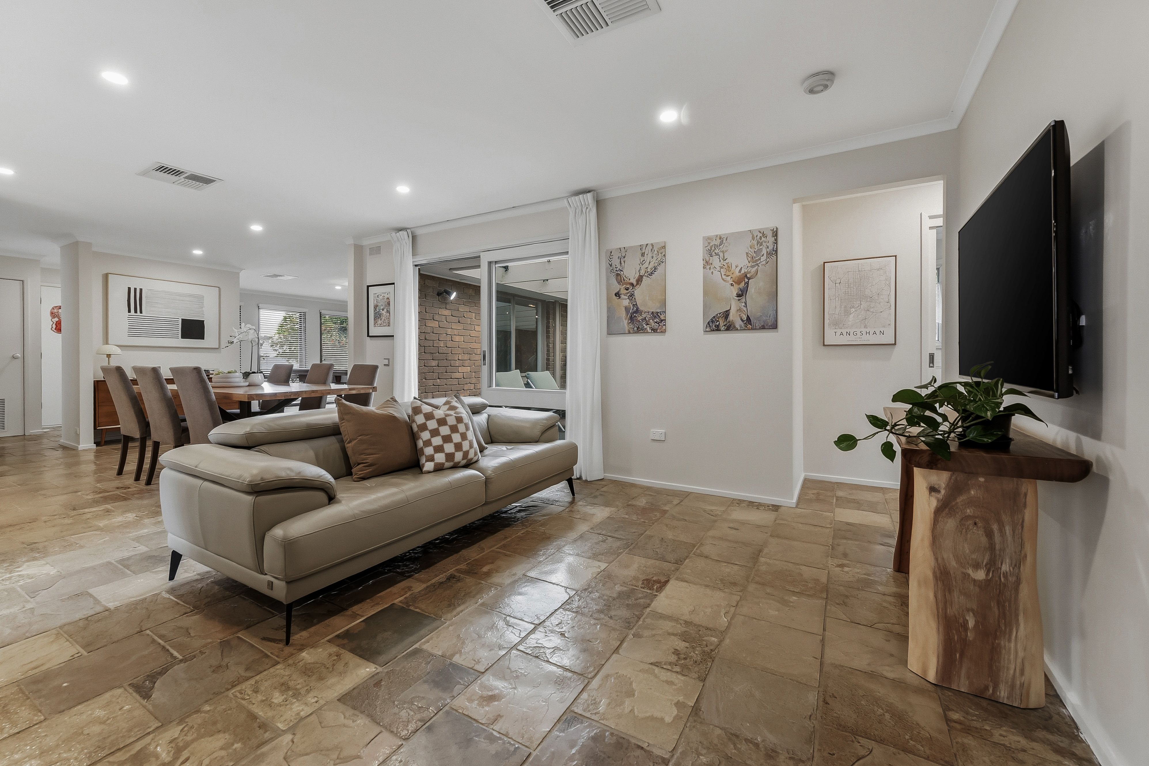 5 Seymour Close — photo 5 of 18