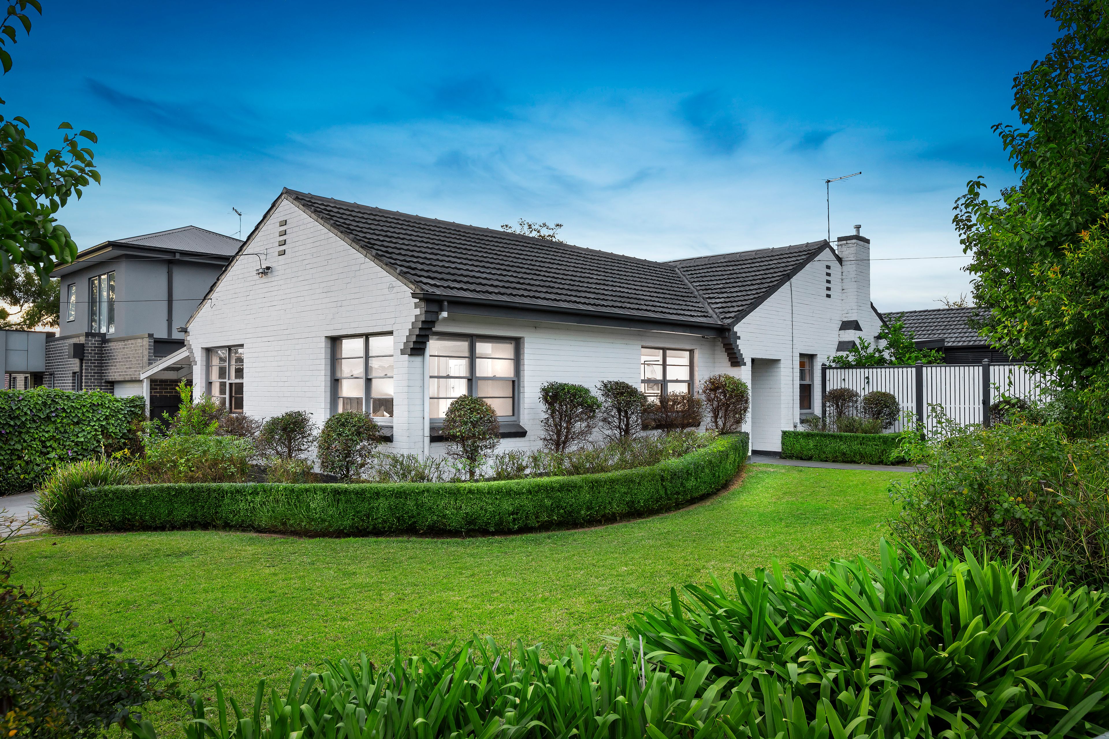 62 Strathallan Road, Macleod VIC 3085