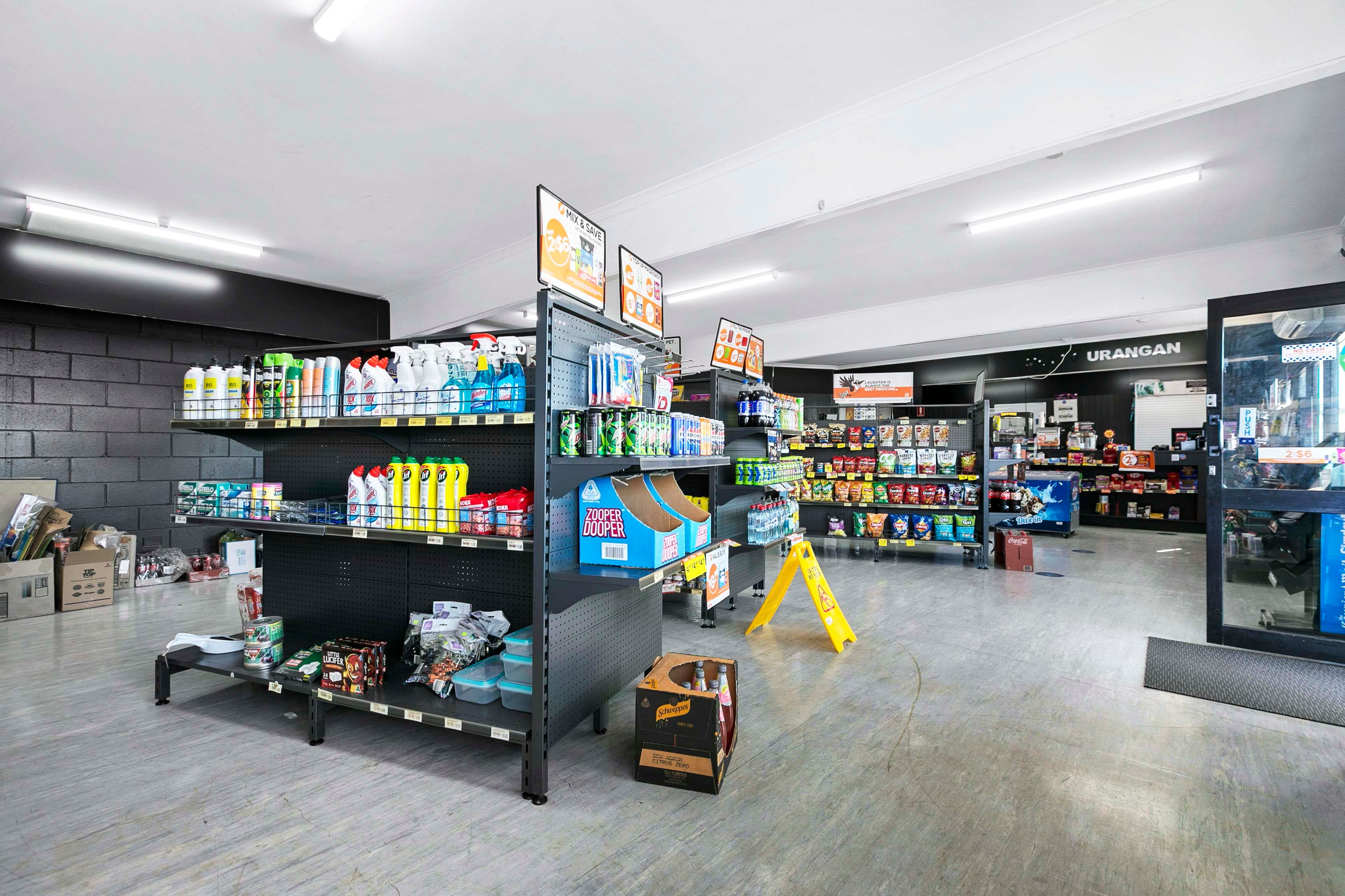 71 Kent Street, Urangan, QLD 4655