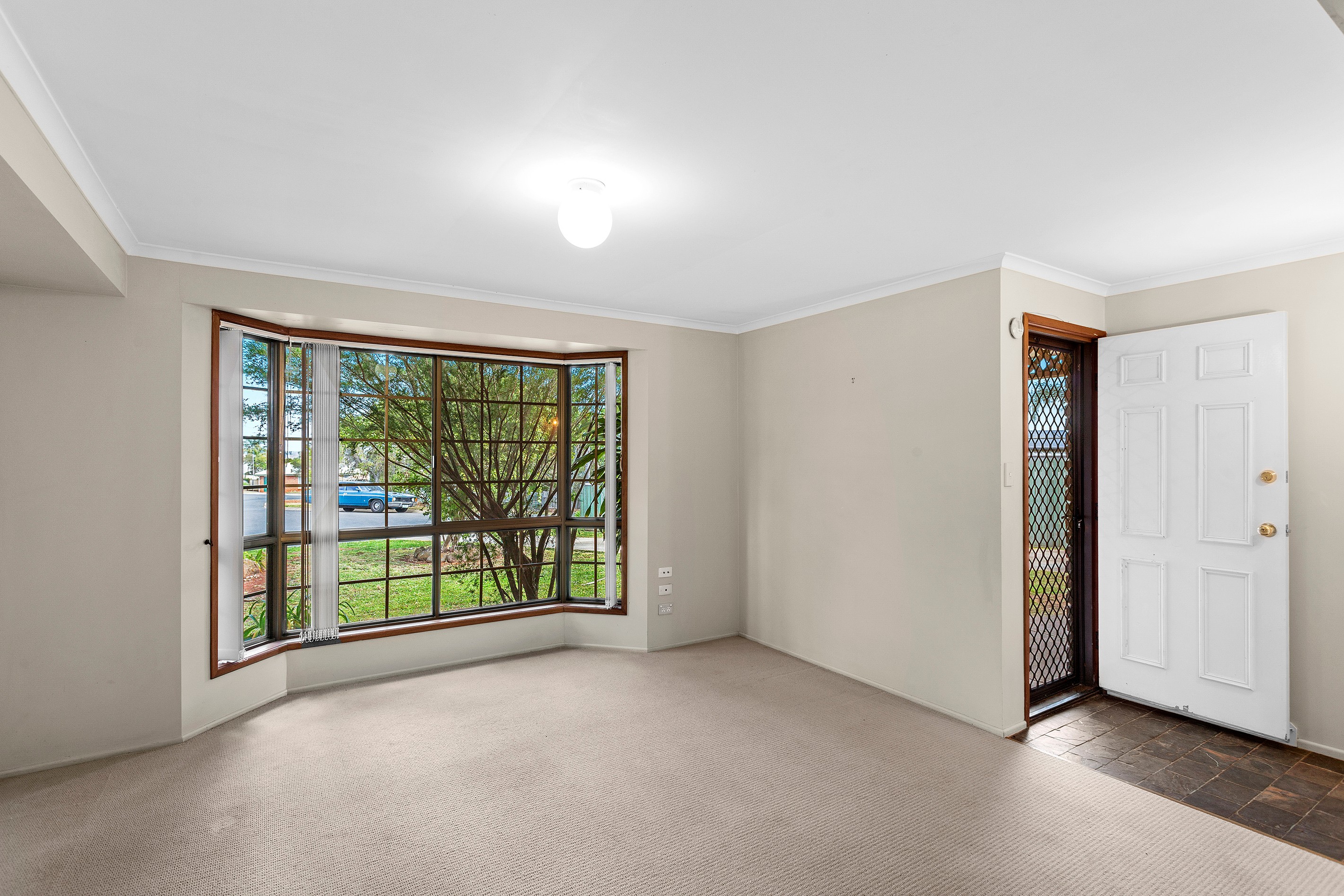 1 Wilga Court, Newtown, QLD 4350