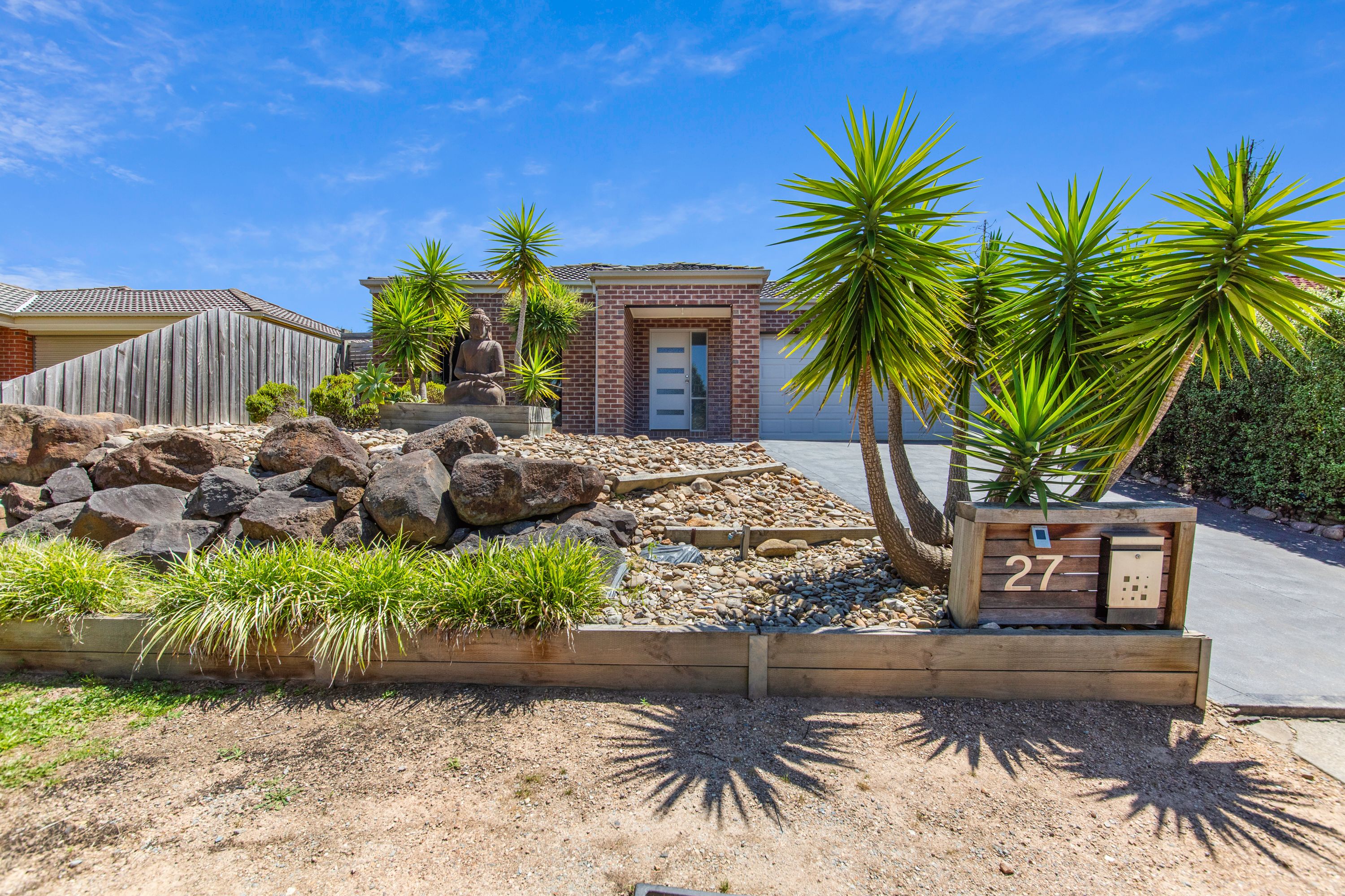 27 Tuscany Rise, Pakenham, VIC 3810