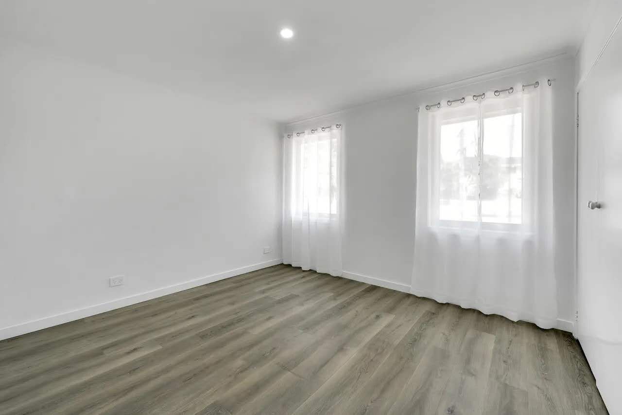 39 Loch Road — photo 4 of 9