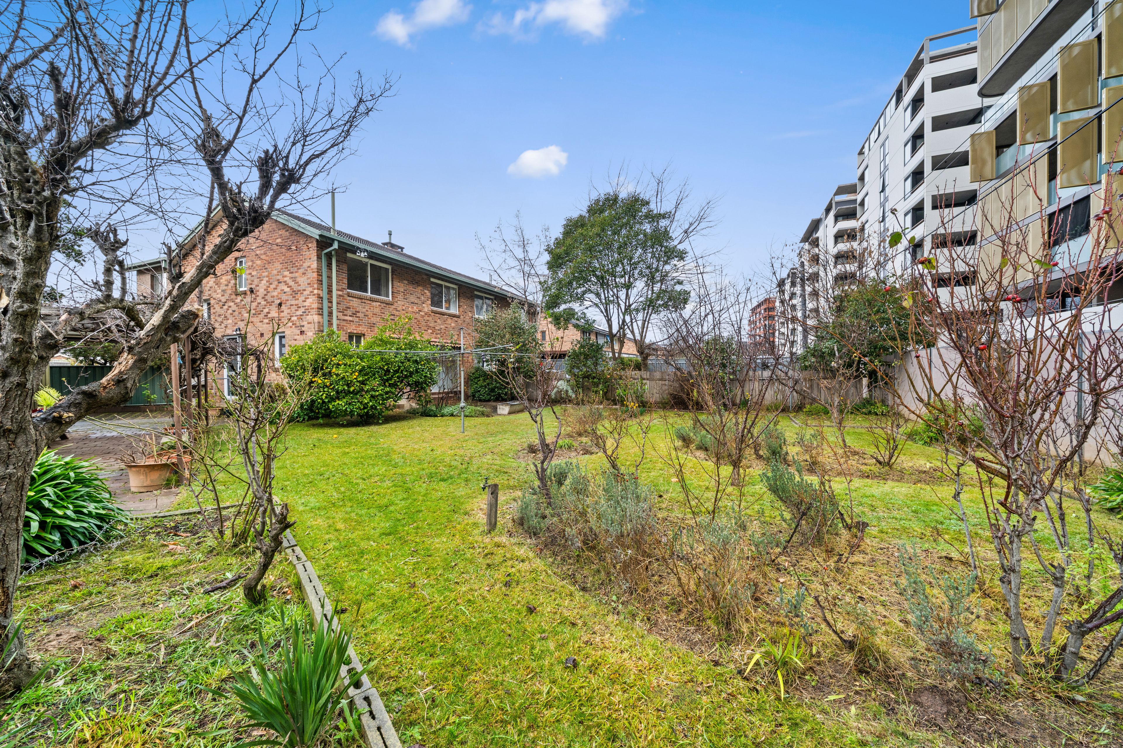33 Lowrie Street — photo 18 of 20
