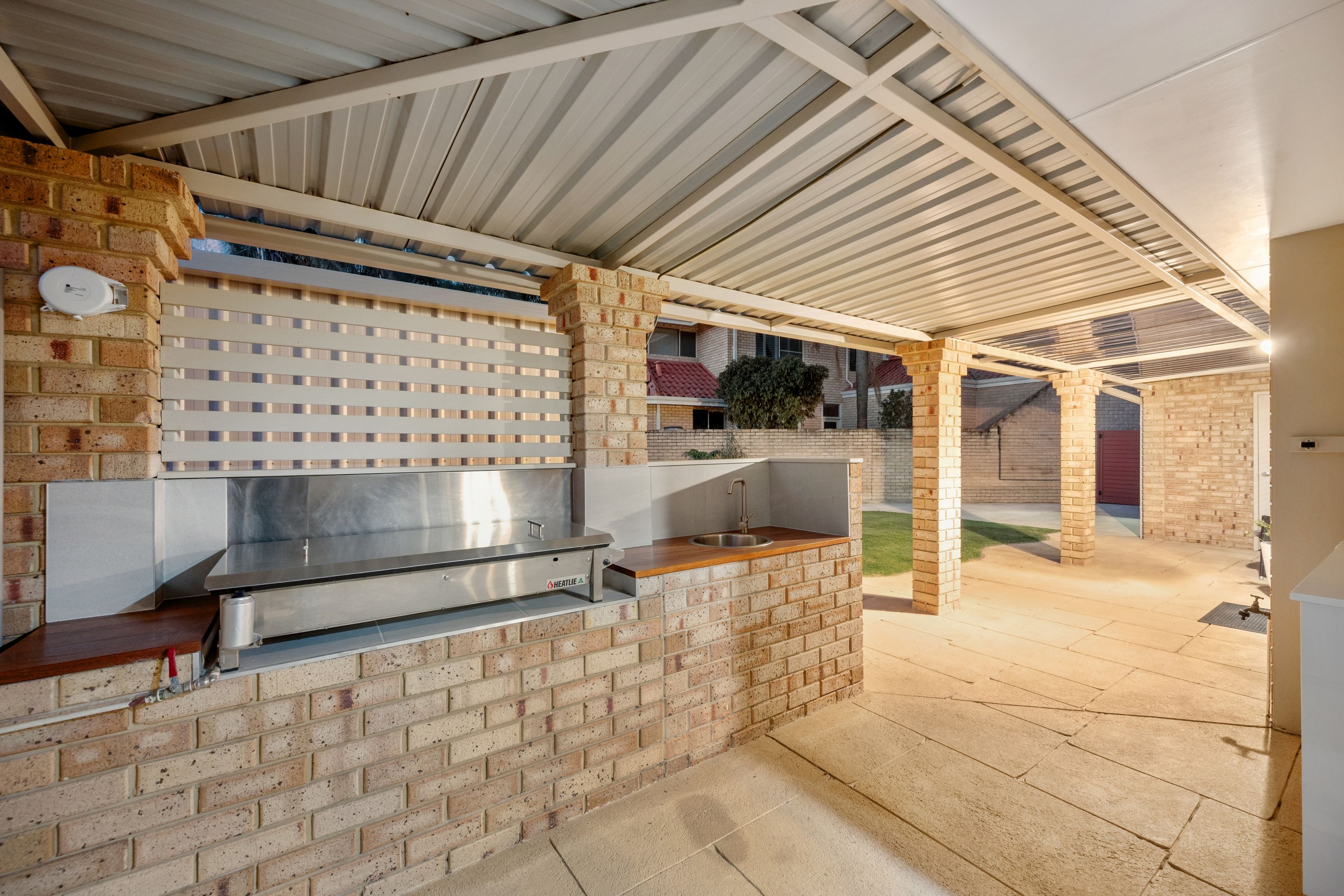 10 Sion Close — photo 23 of 28