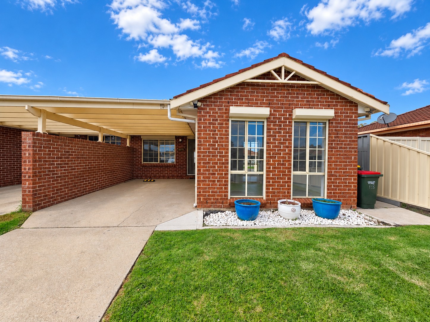 11B Kenny Close, St Helens Park, NSW 2560