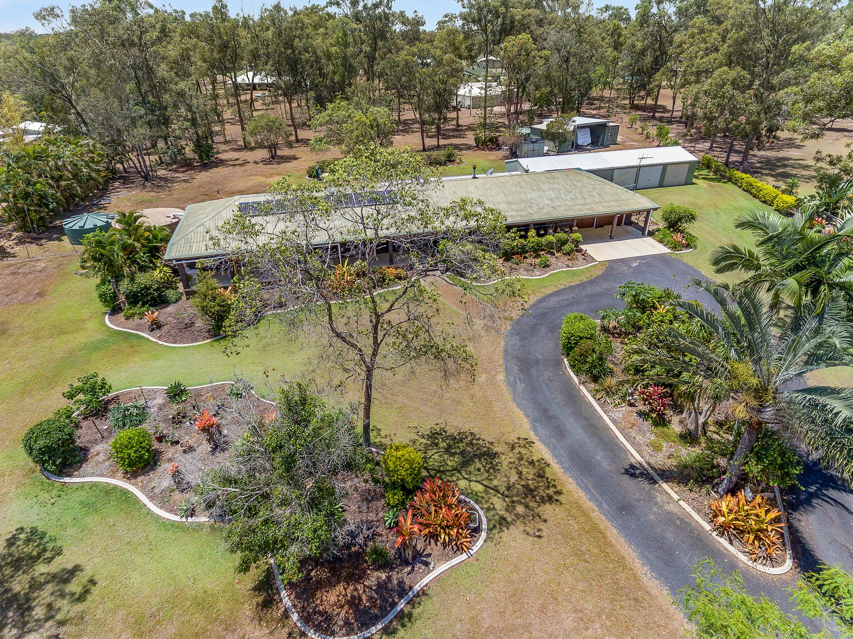 12 Evergreen Drive, Branyan, QLD 4670