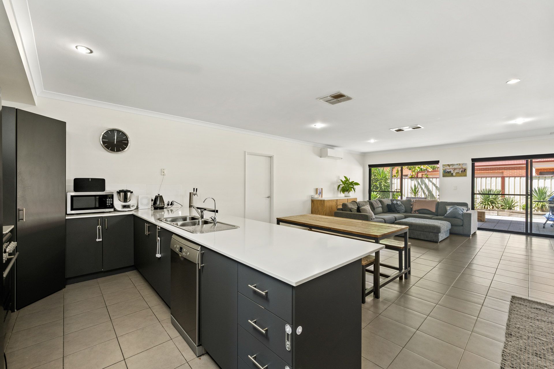 2A Gild Street, Cloverdale, WA 6105
