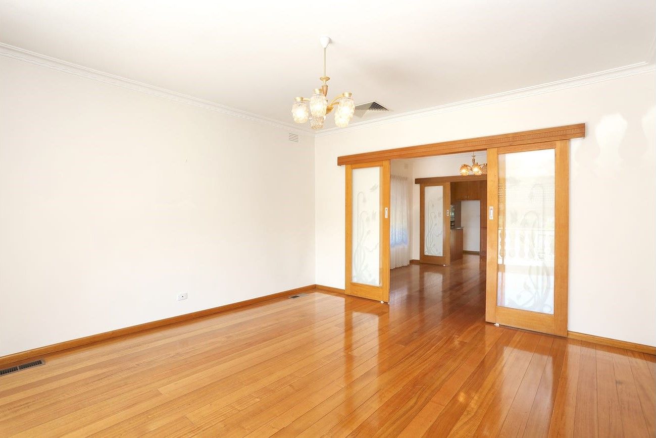 8 Cumberland Court, Preston, VIC 3072