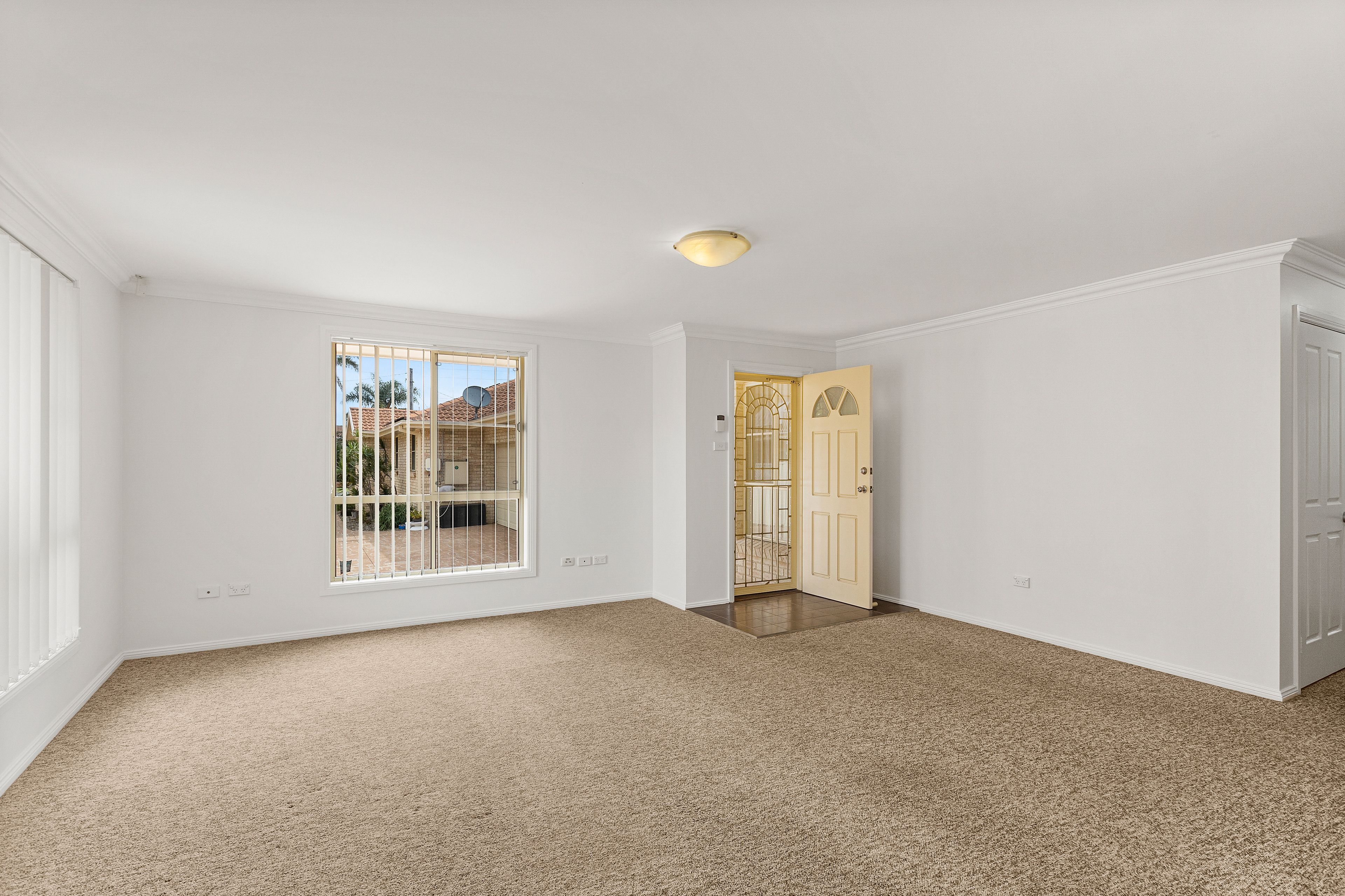 2/114 Pur Pur Avenue, Lake Illawarra, NSW 2528