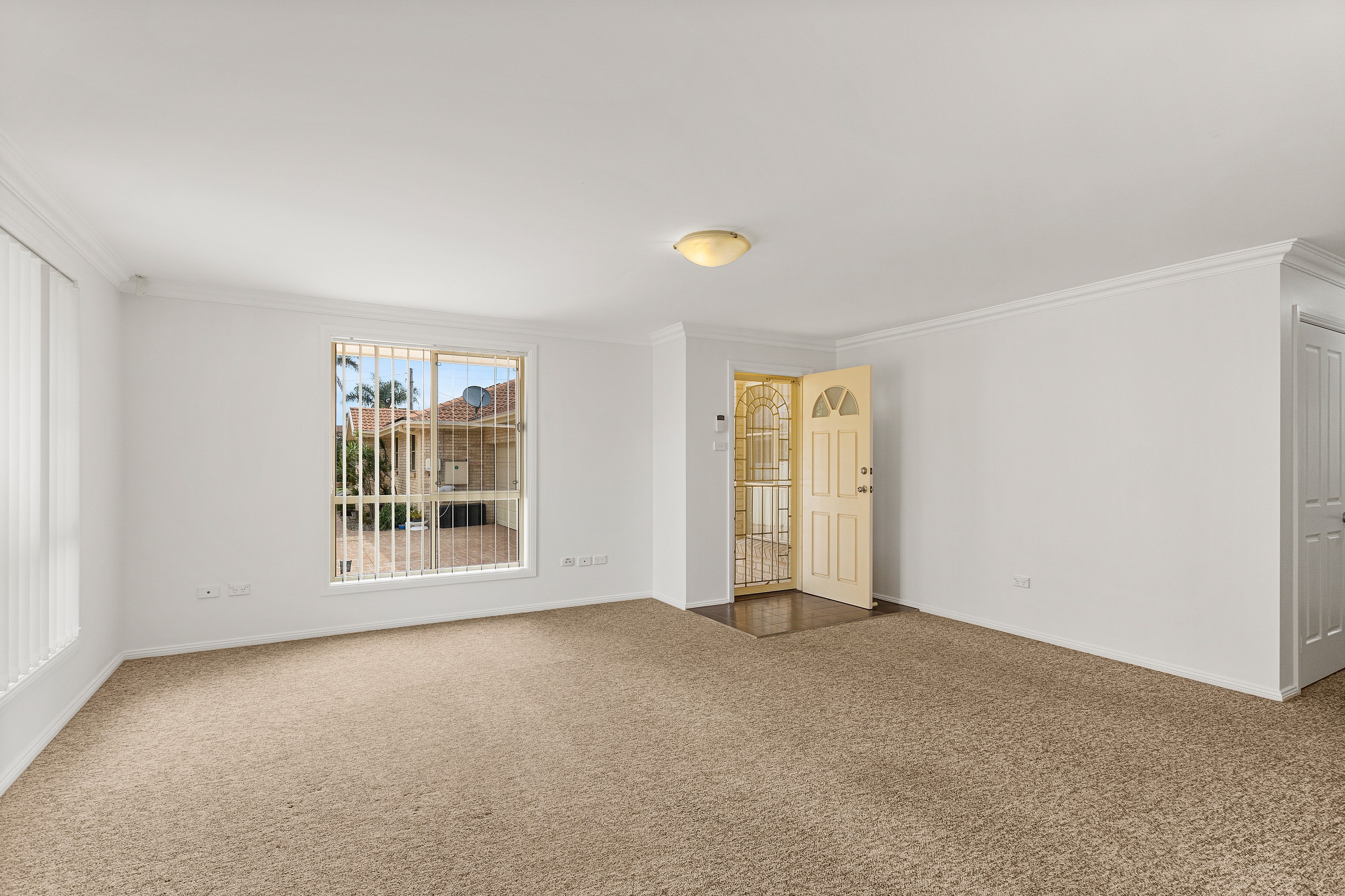 2/114 Pur Pur Avenue, Lake Illawarra, NSW 2528