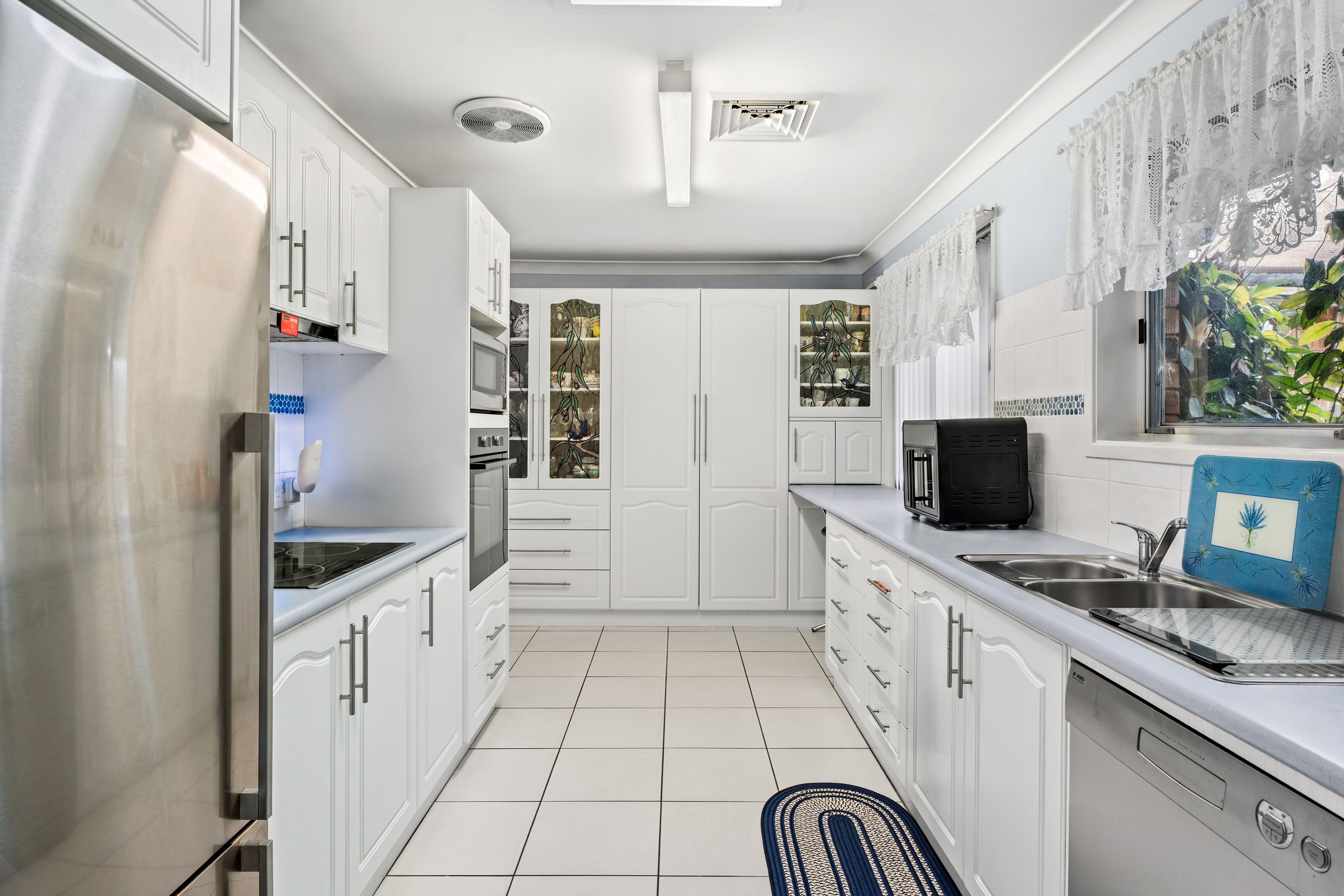30 Carinda Drive — photo 3 of 20