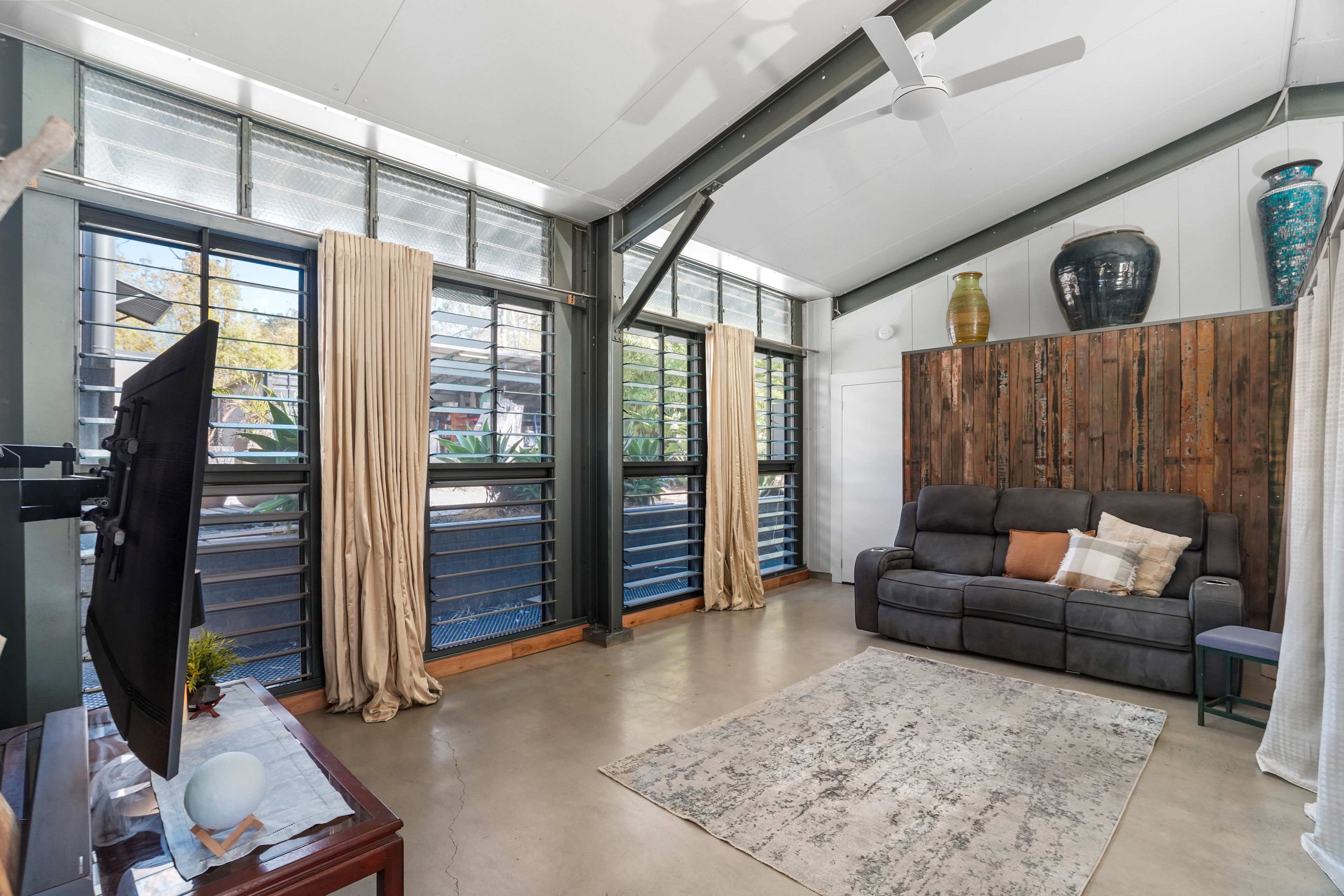 40-42 Tuggerah Grove — photo 6 of 30