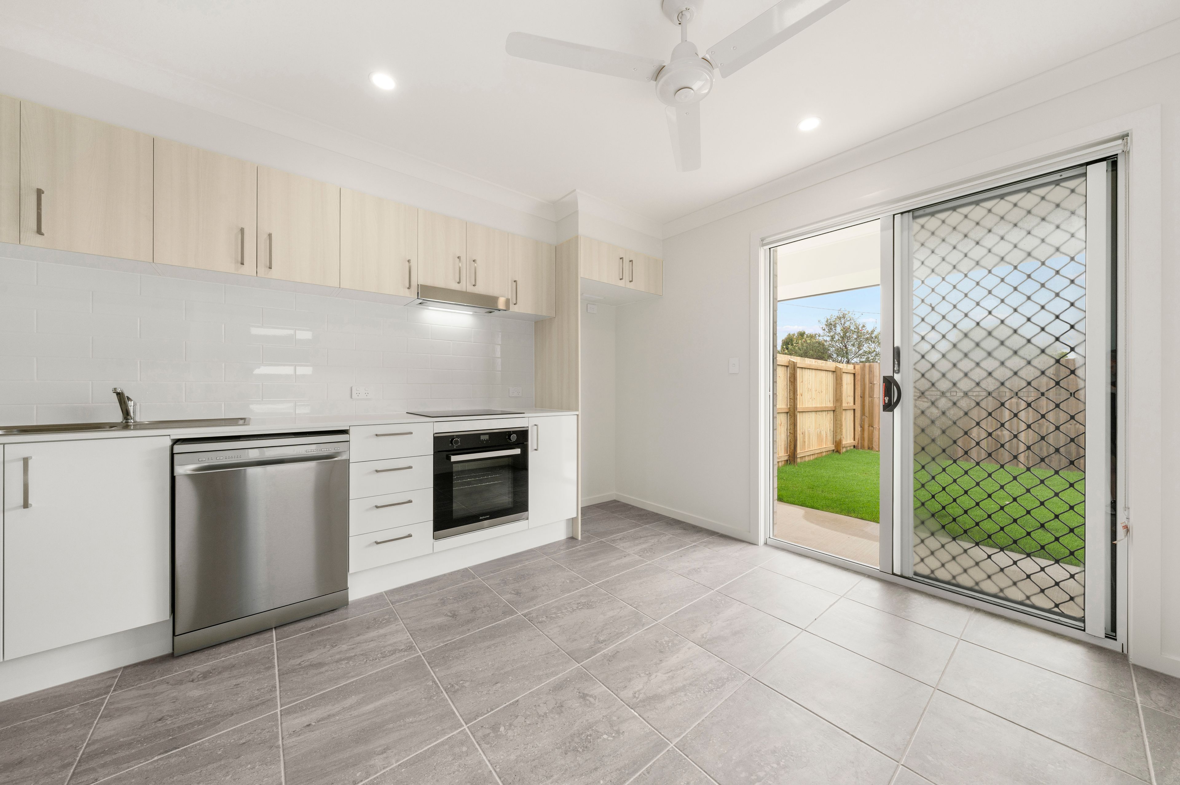 12B Birt Street — photo 3 of 10