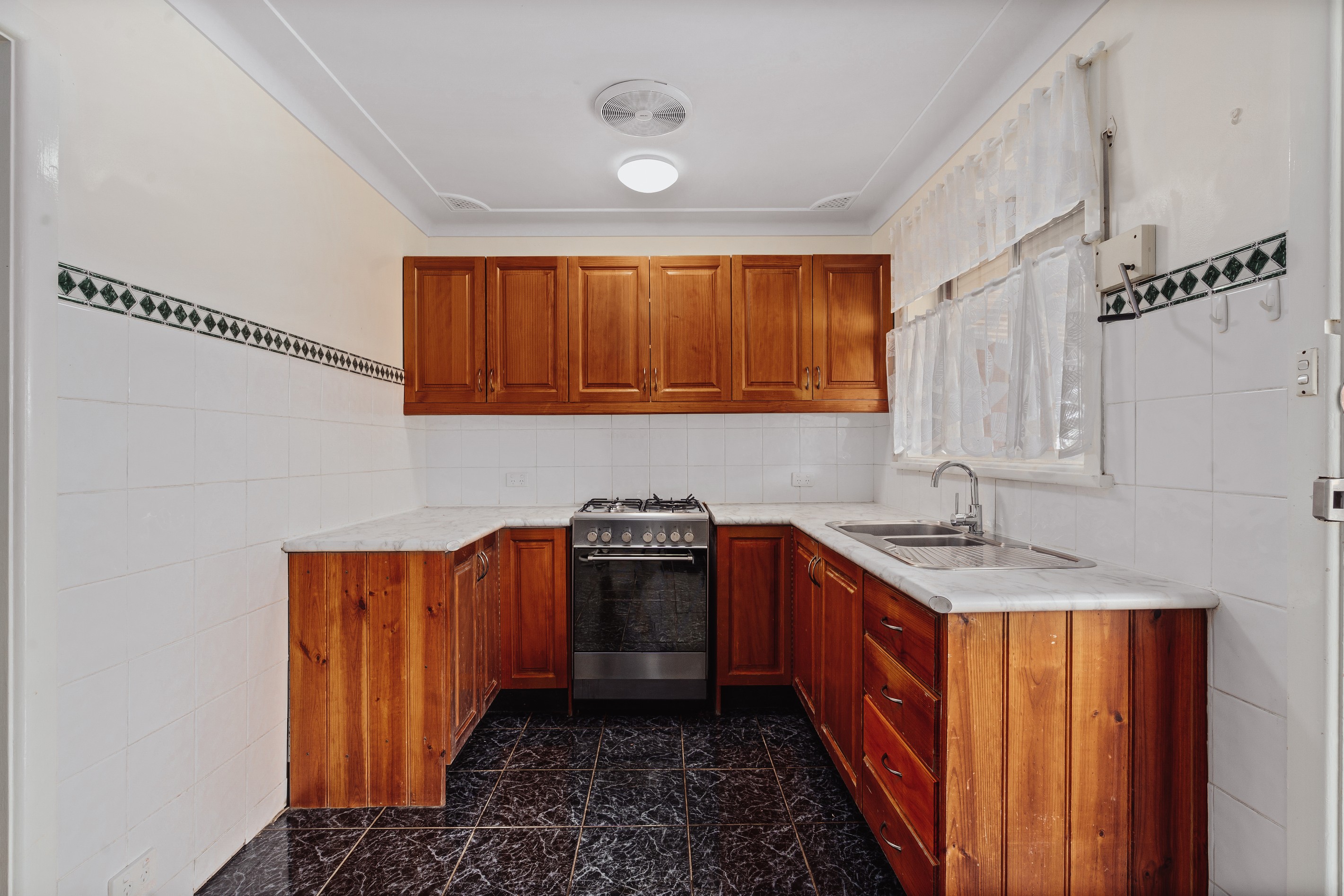 45 Brisbane Street, Oxley Park, NSW 2760