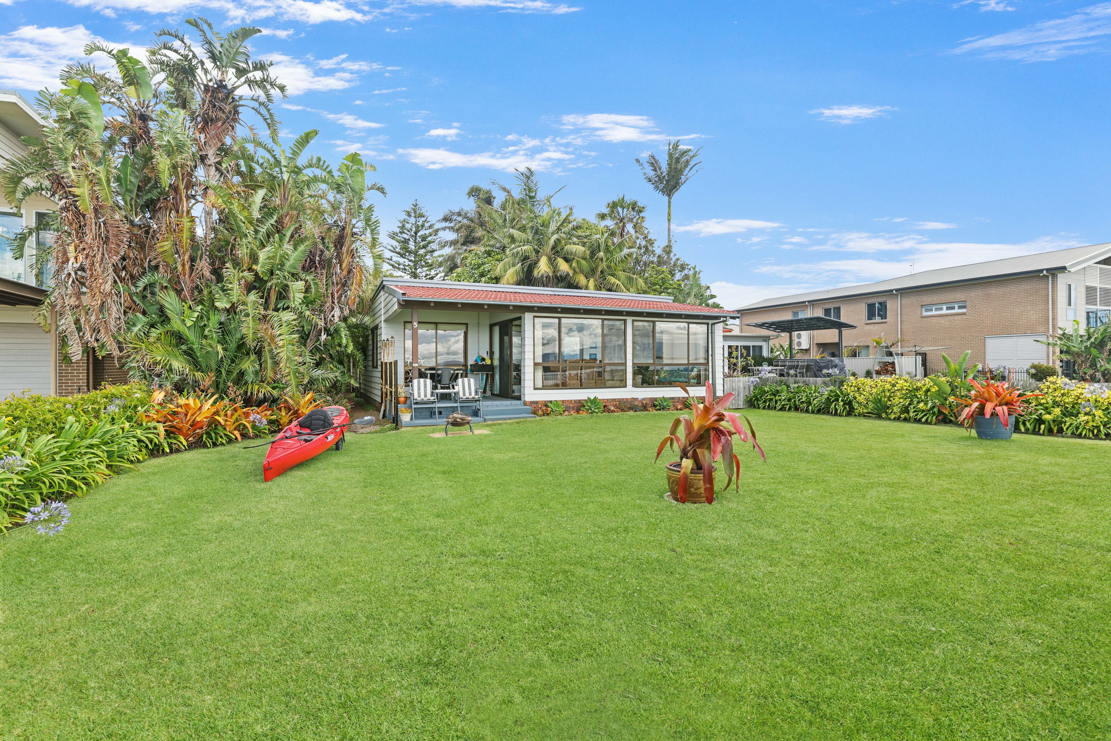 5 Orama Crescent, Orient Point, NSW