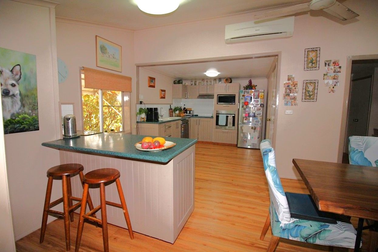 10584 Flinders Highway — photo 10 of 30