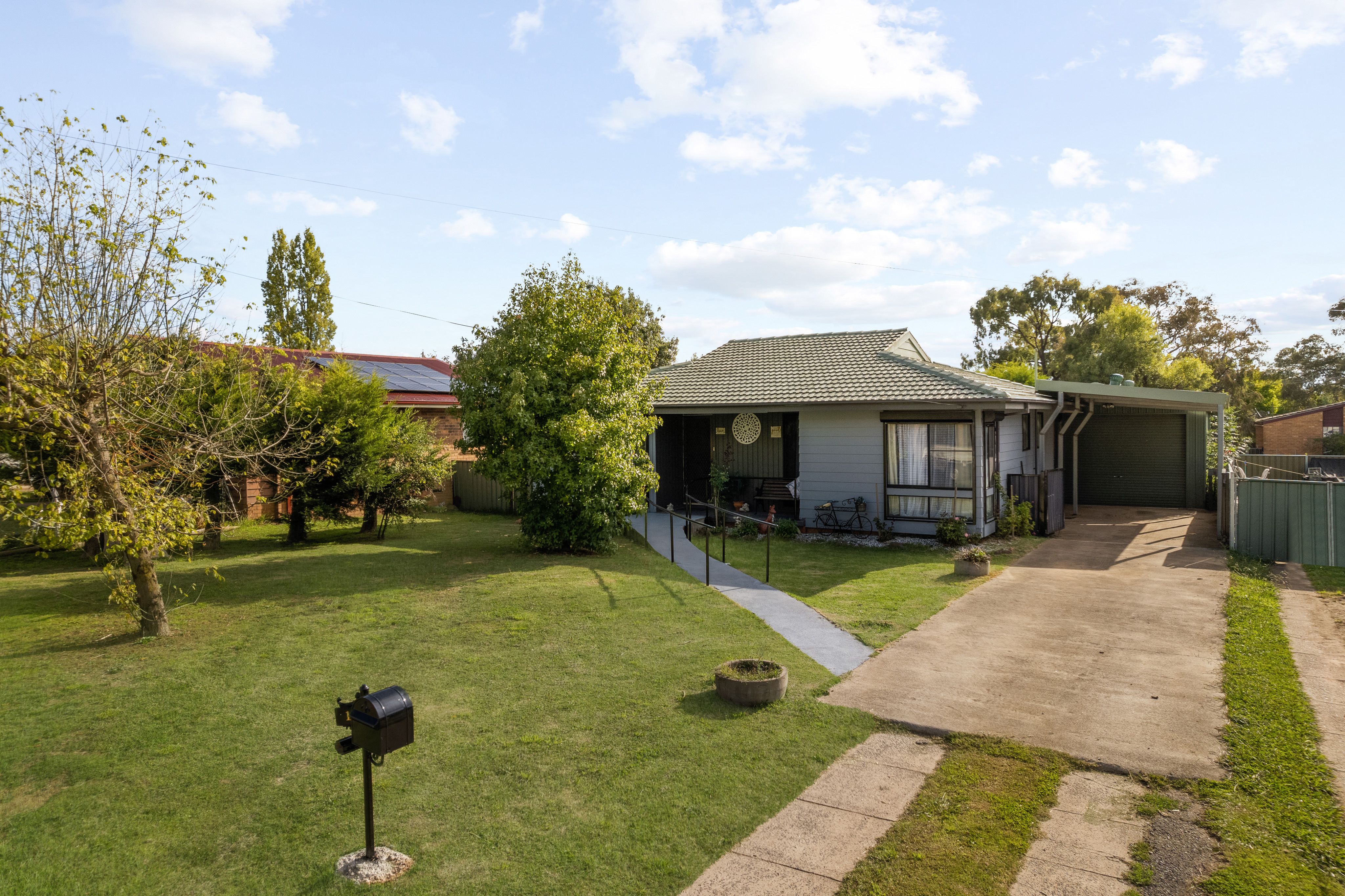 109 Lone Pine Avenue, Orange, NSW 2800 Sold House Ray White