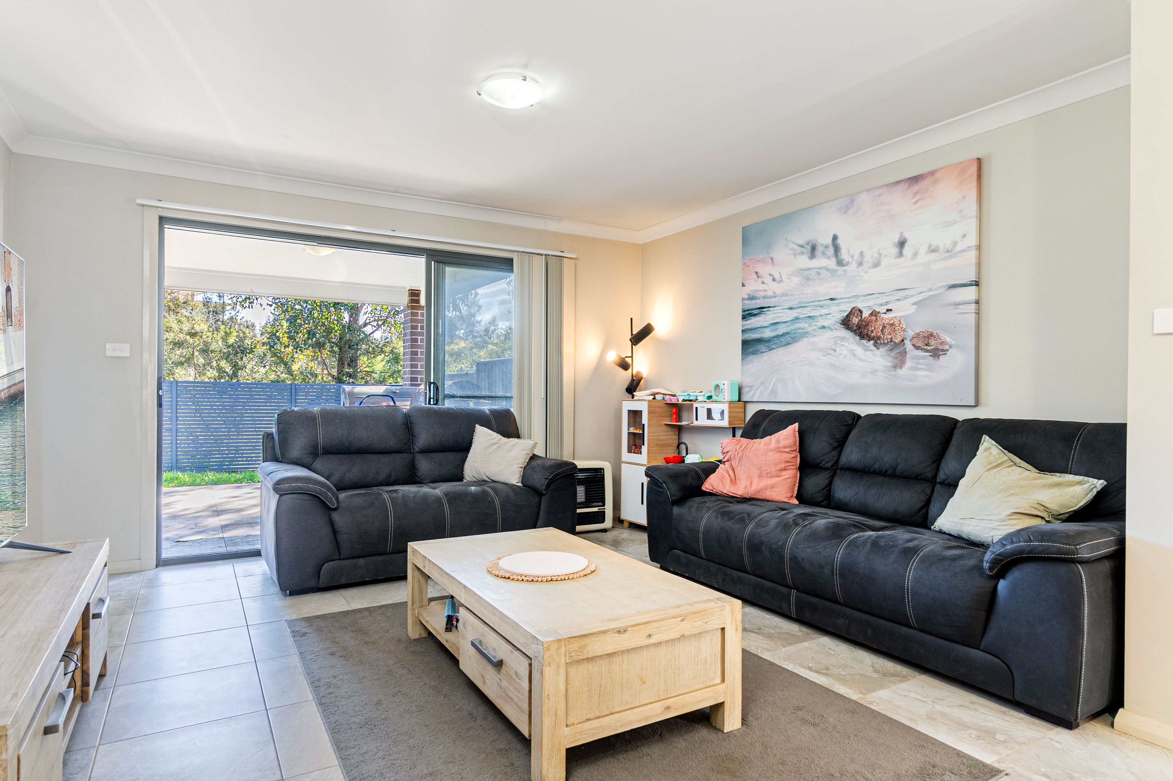 38 Wildflower Circle, JORDAN SPRINGS, NSW 2747, photo 4