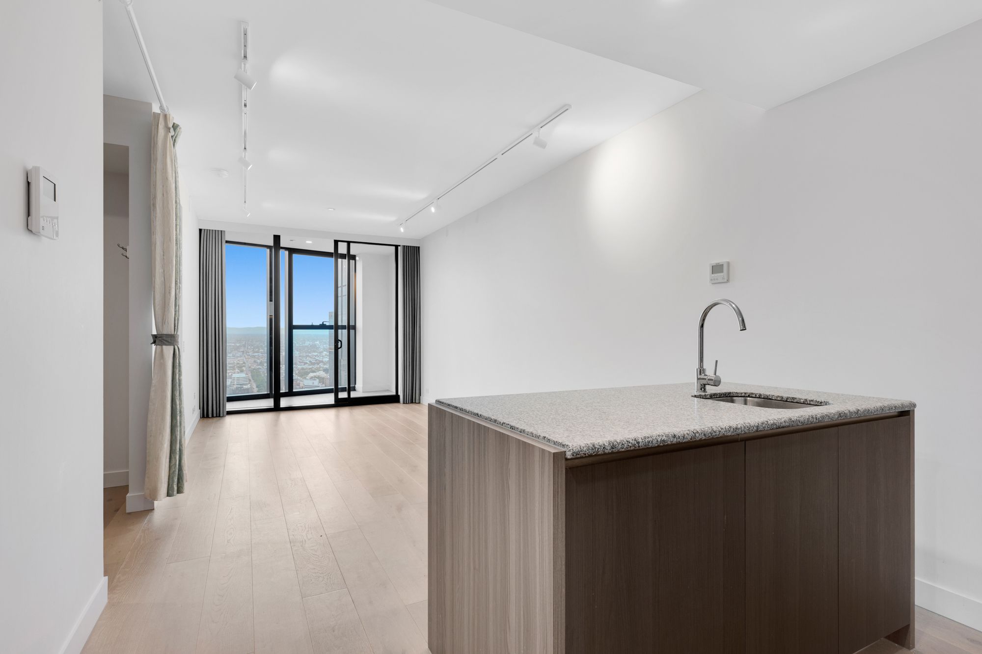 5915/160 Victoria Street, Carlton, VIC 3053