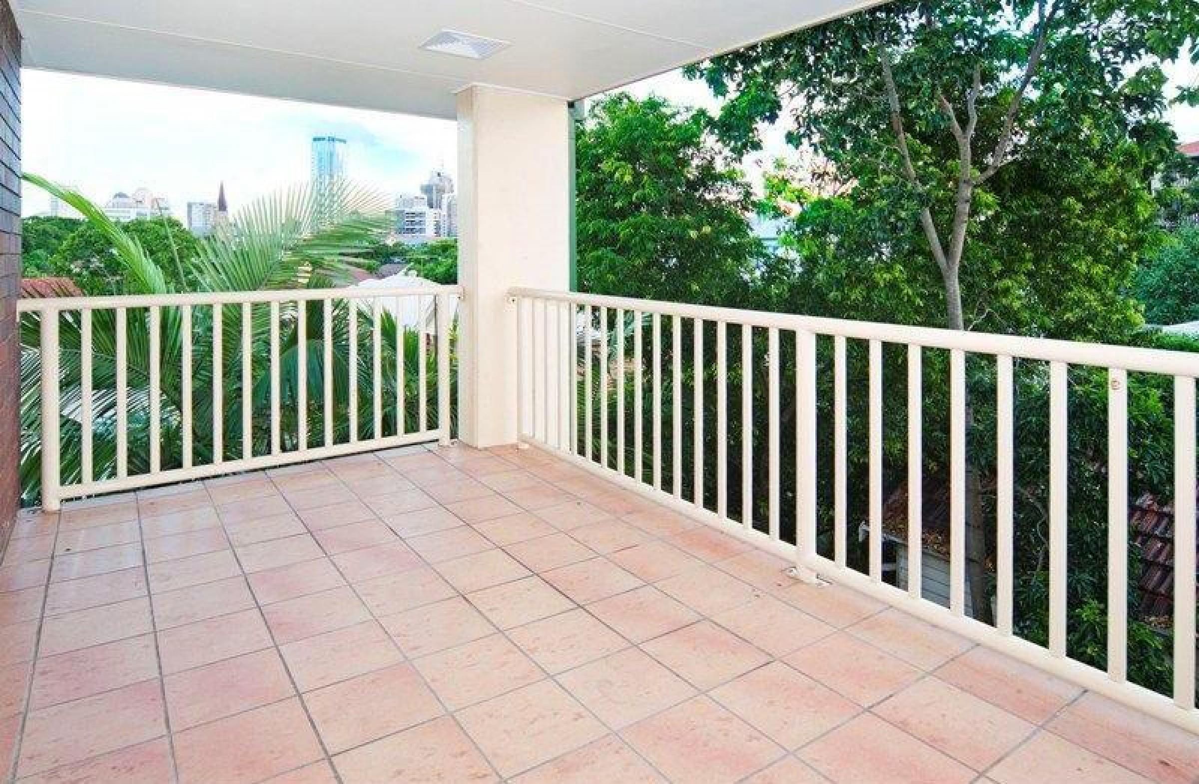13/263 Gregory Terrace — photo from Ray White Brisbane City
