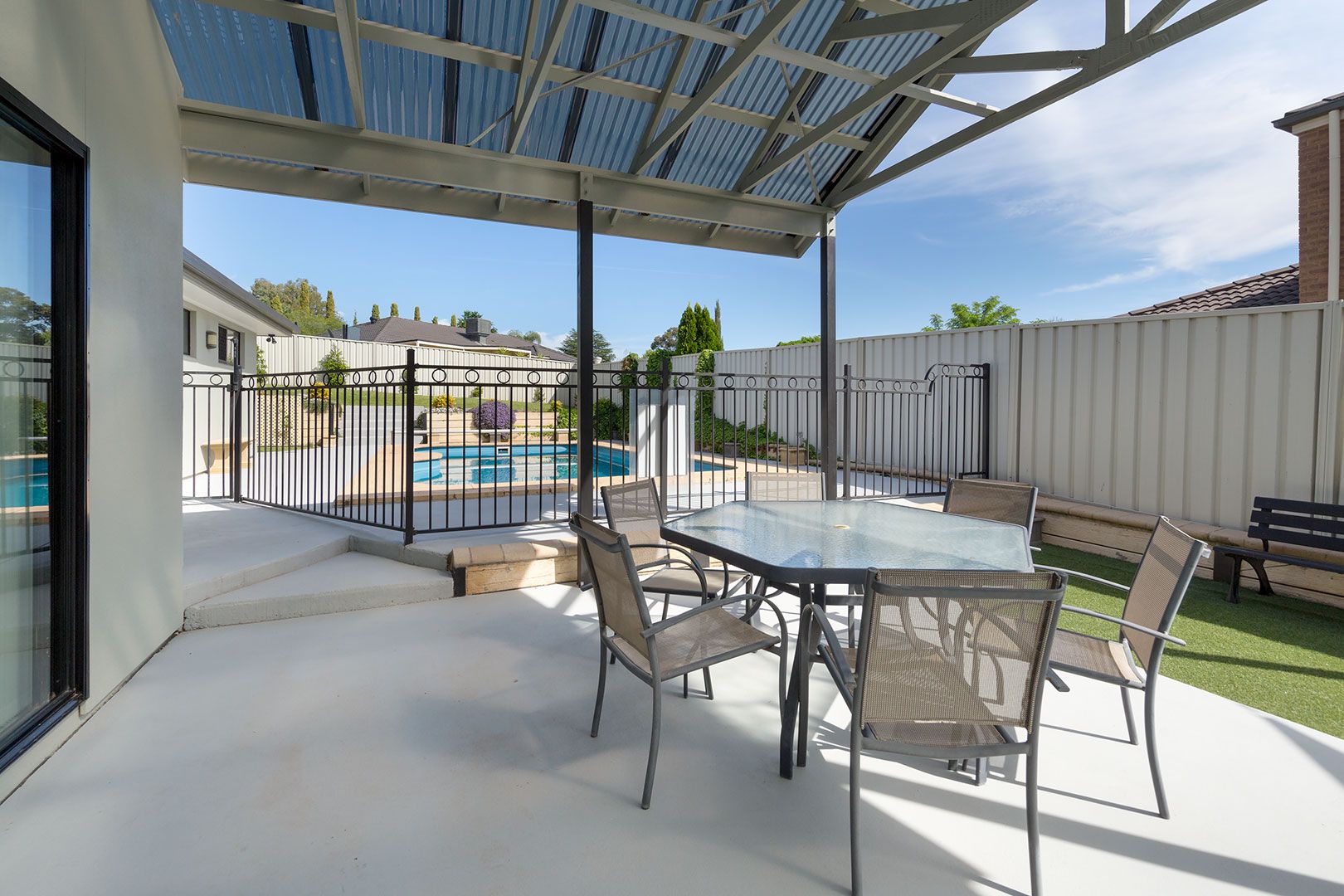 27 Mountain Way, Lavington, NSW 2641