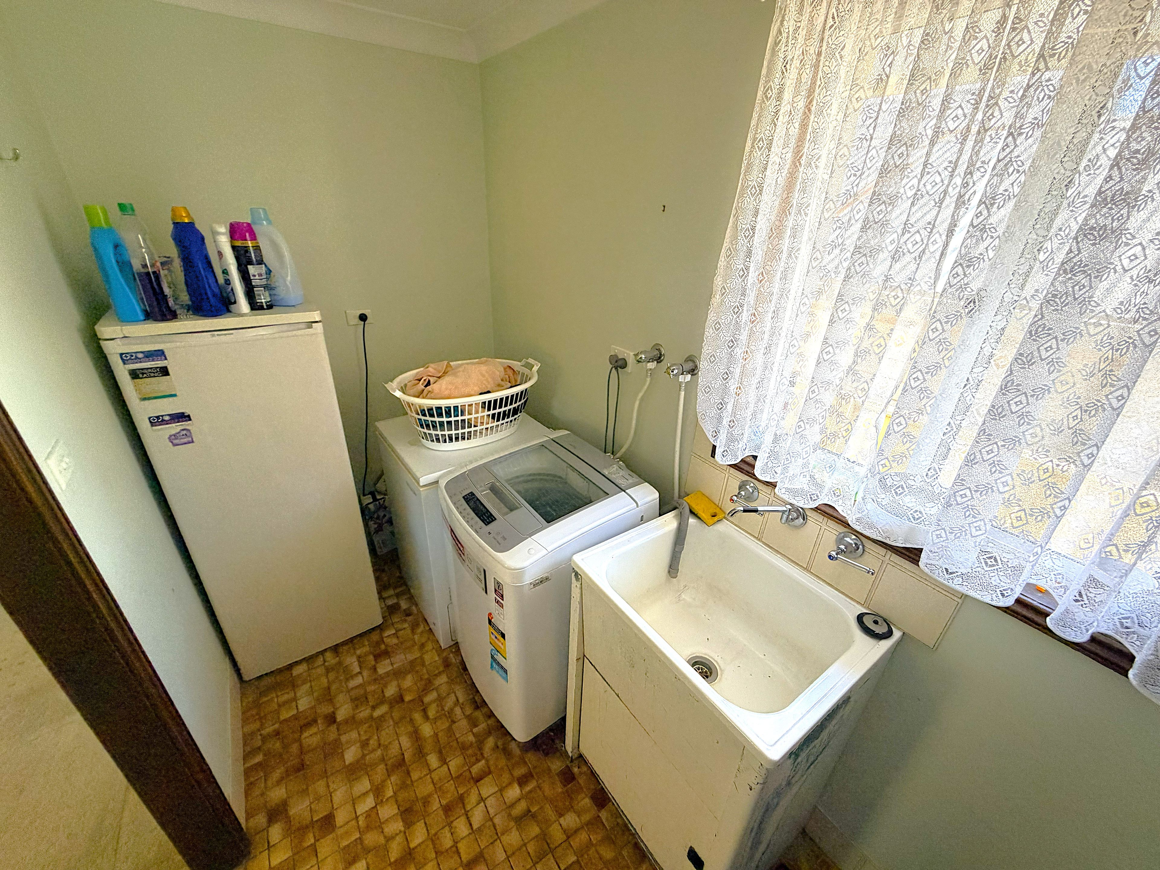 25 Munro Street — photo 13 of 18