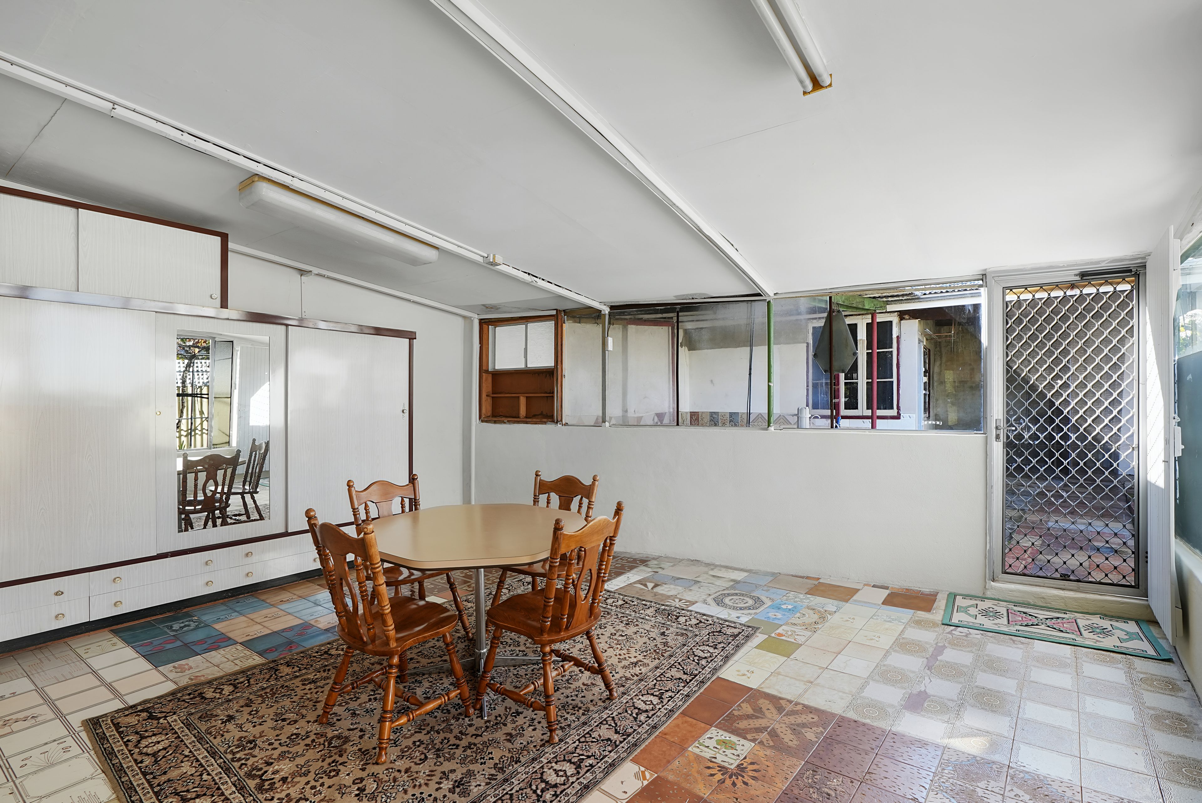 400 Bulwer Street — photo 20 of 26