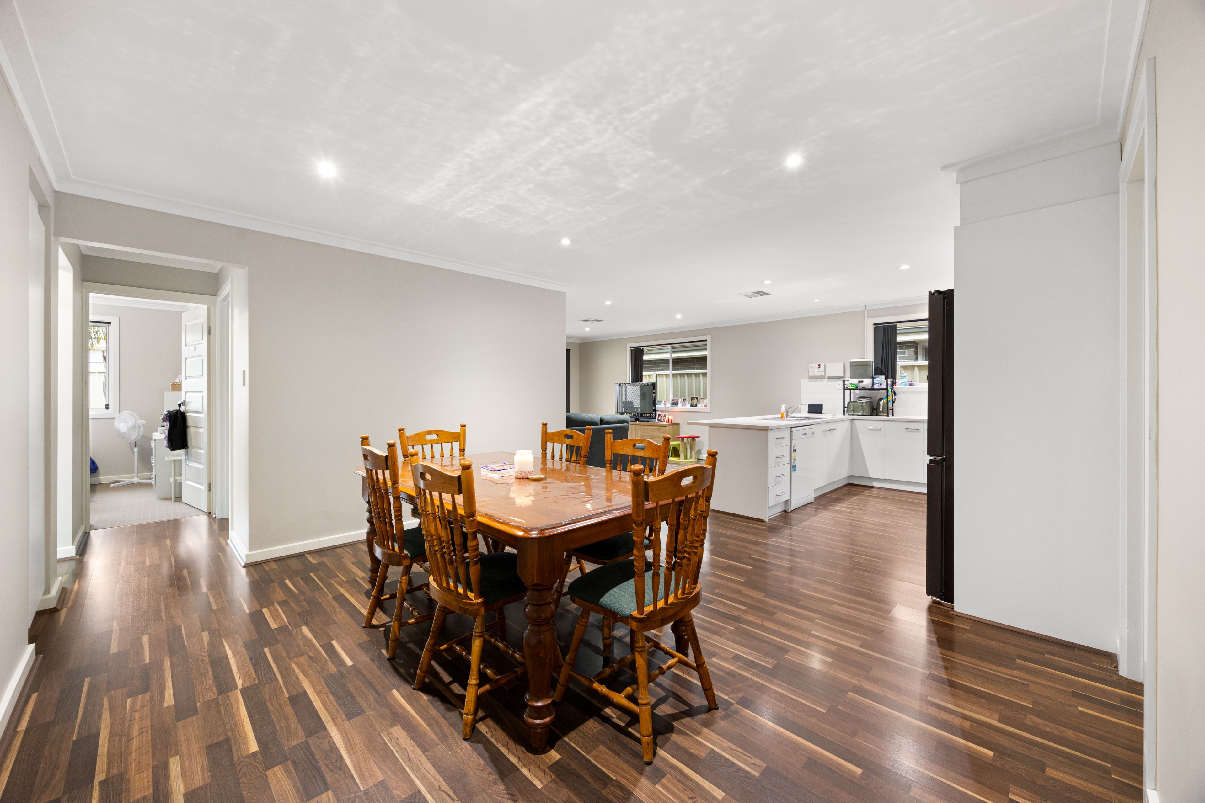 10 Keane Avenue — photo 10 of 25