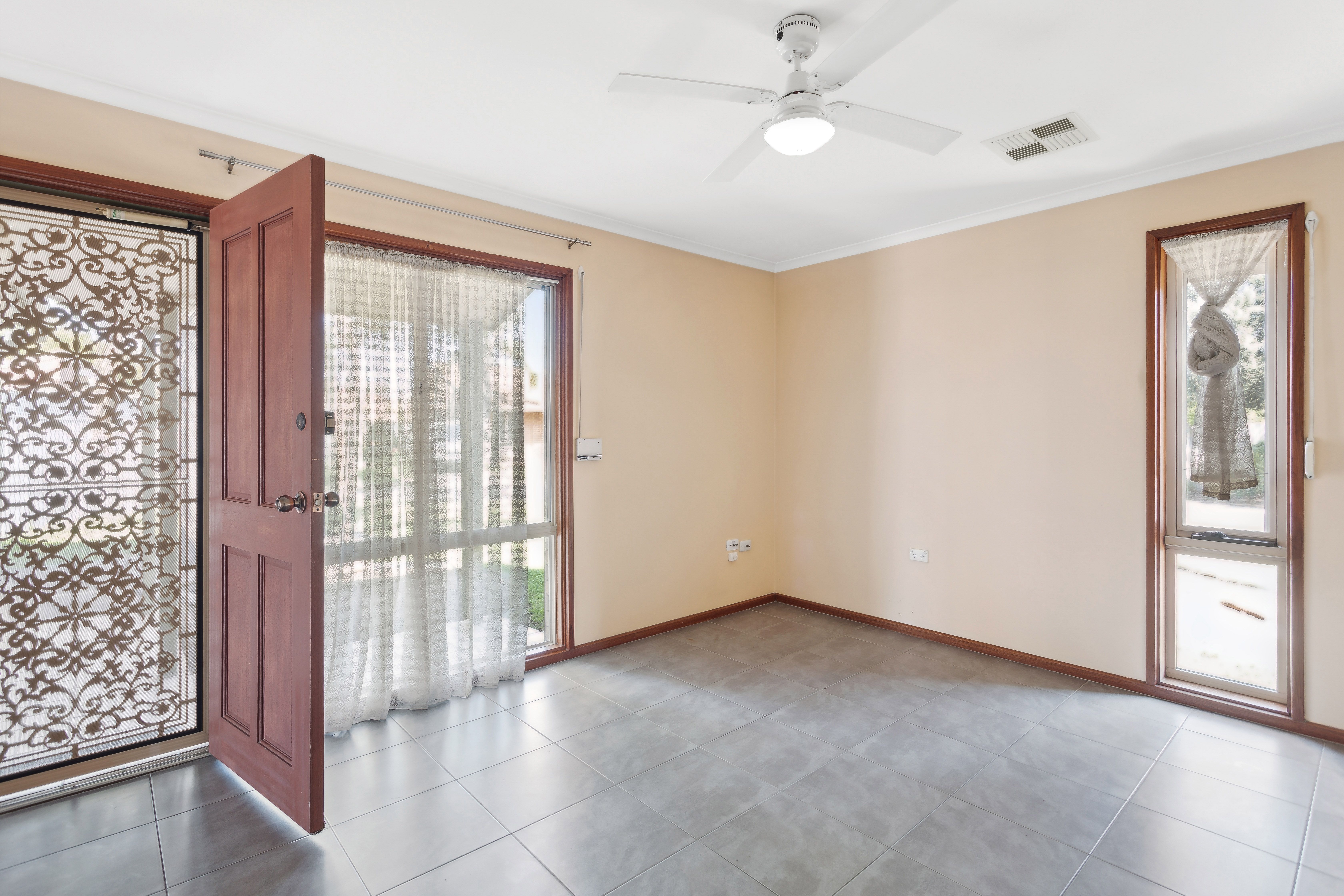 2 Mimosa Court, Largs North, SA 5016