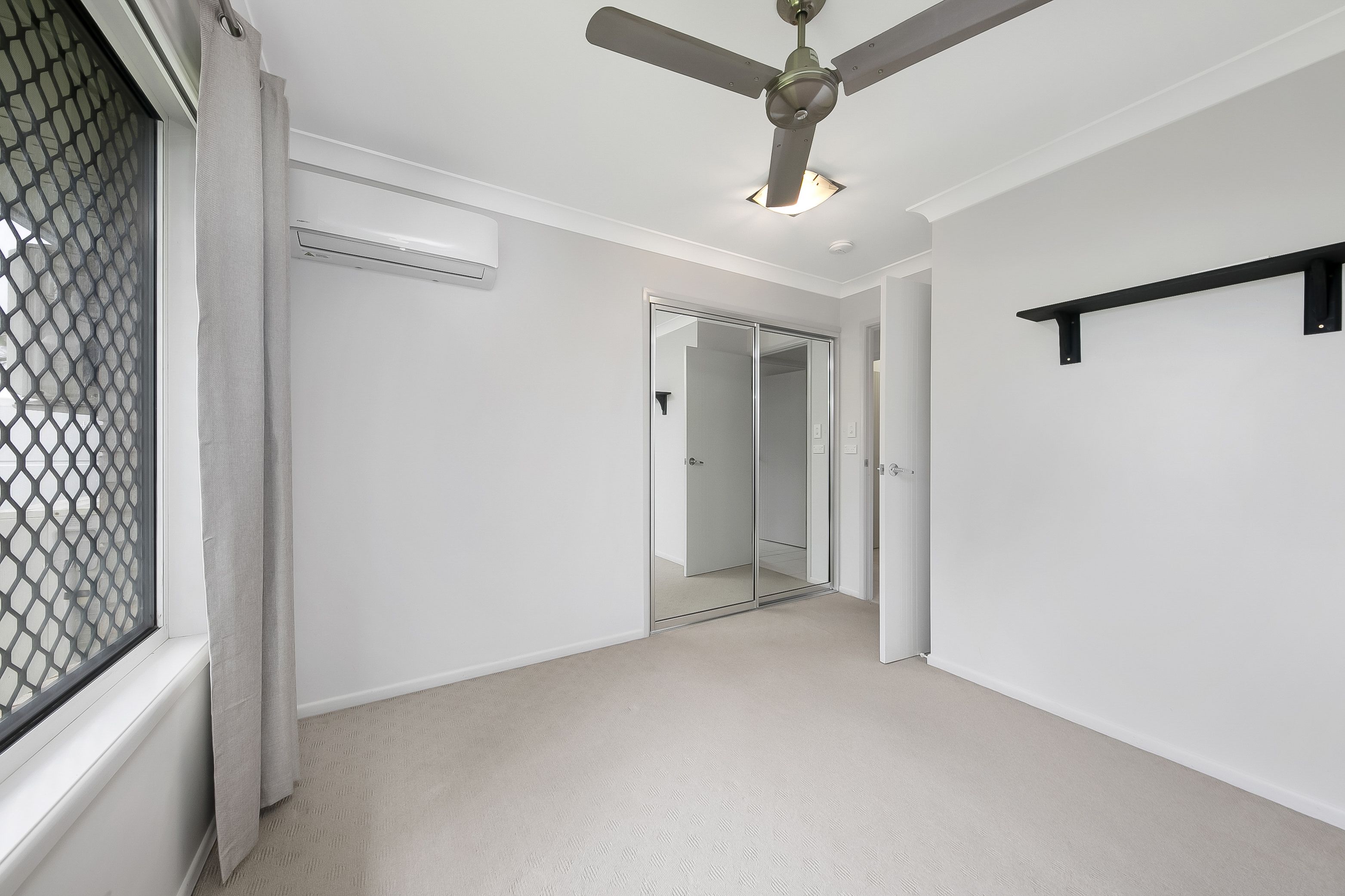 16 Whistler Avenue — photo 13 of 17
