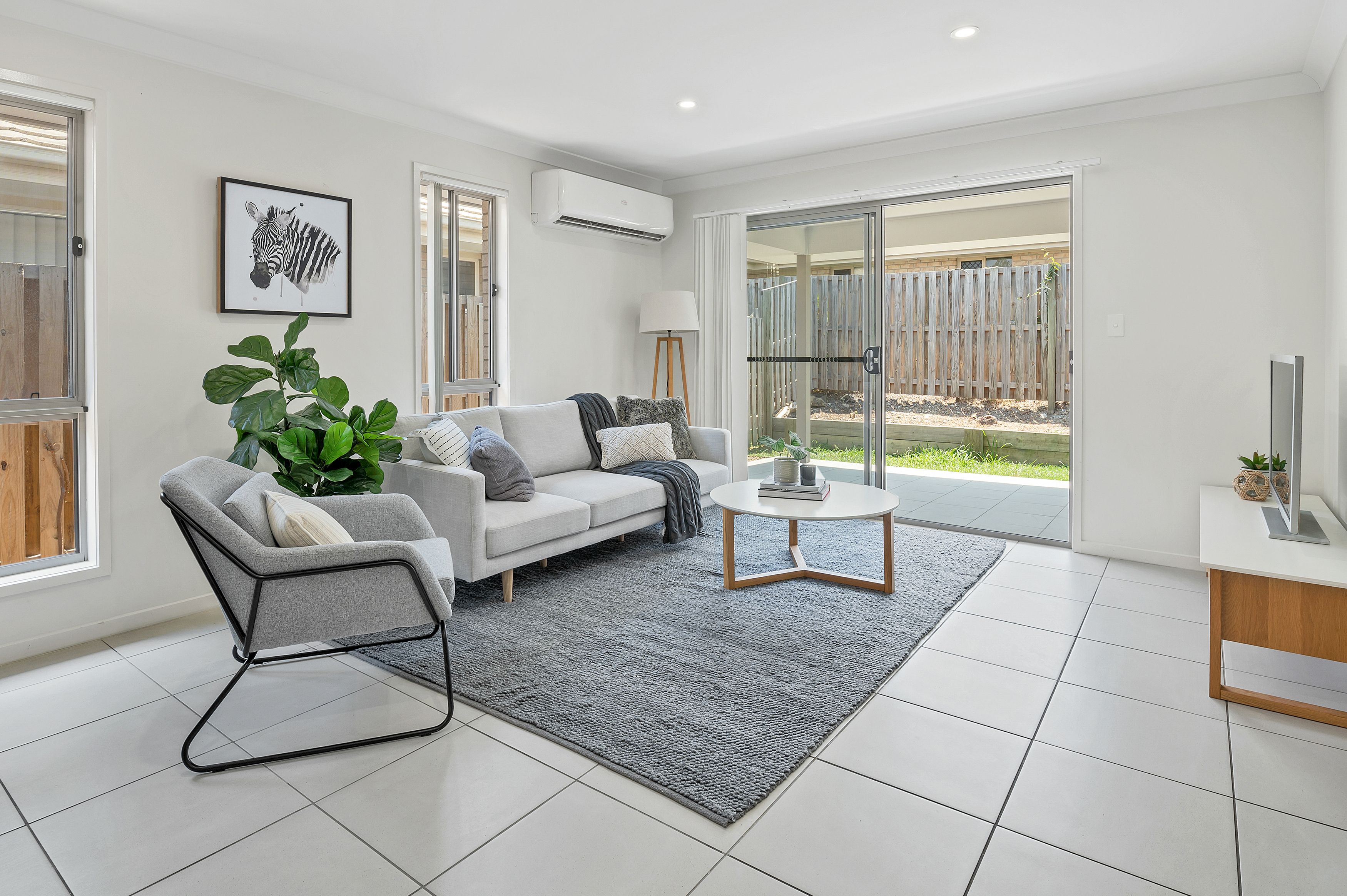 4 Clarence Street, Pimpama QLD 4209