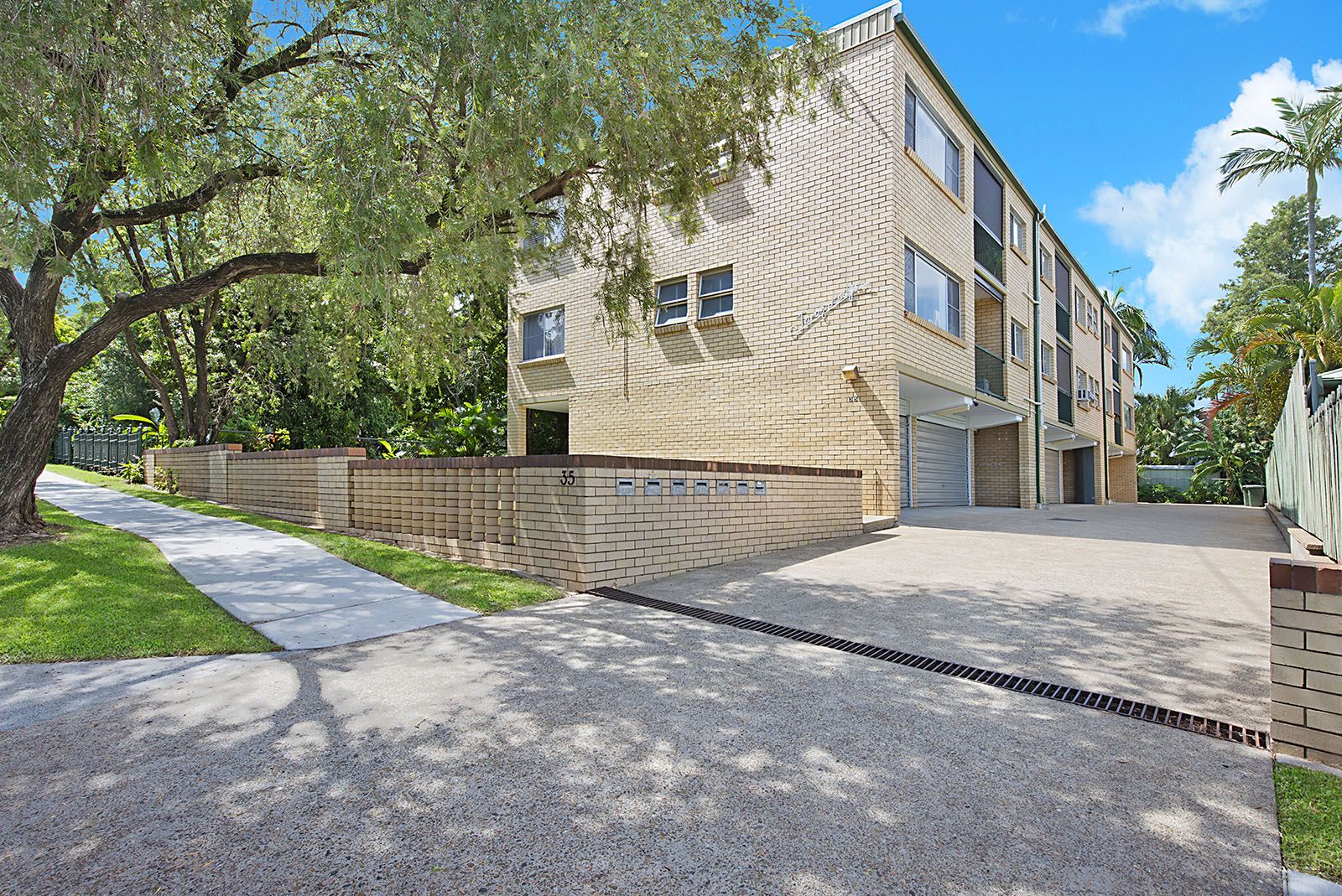 35 Lyon Street, Moorooka QLD 4105