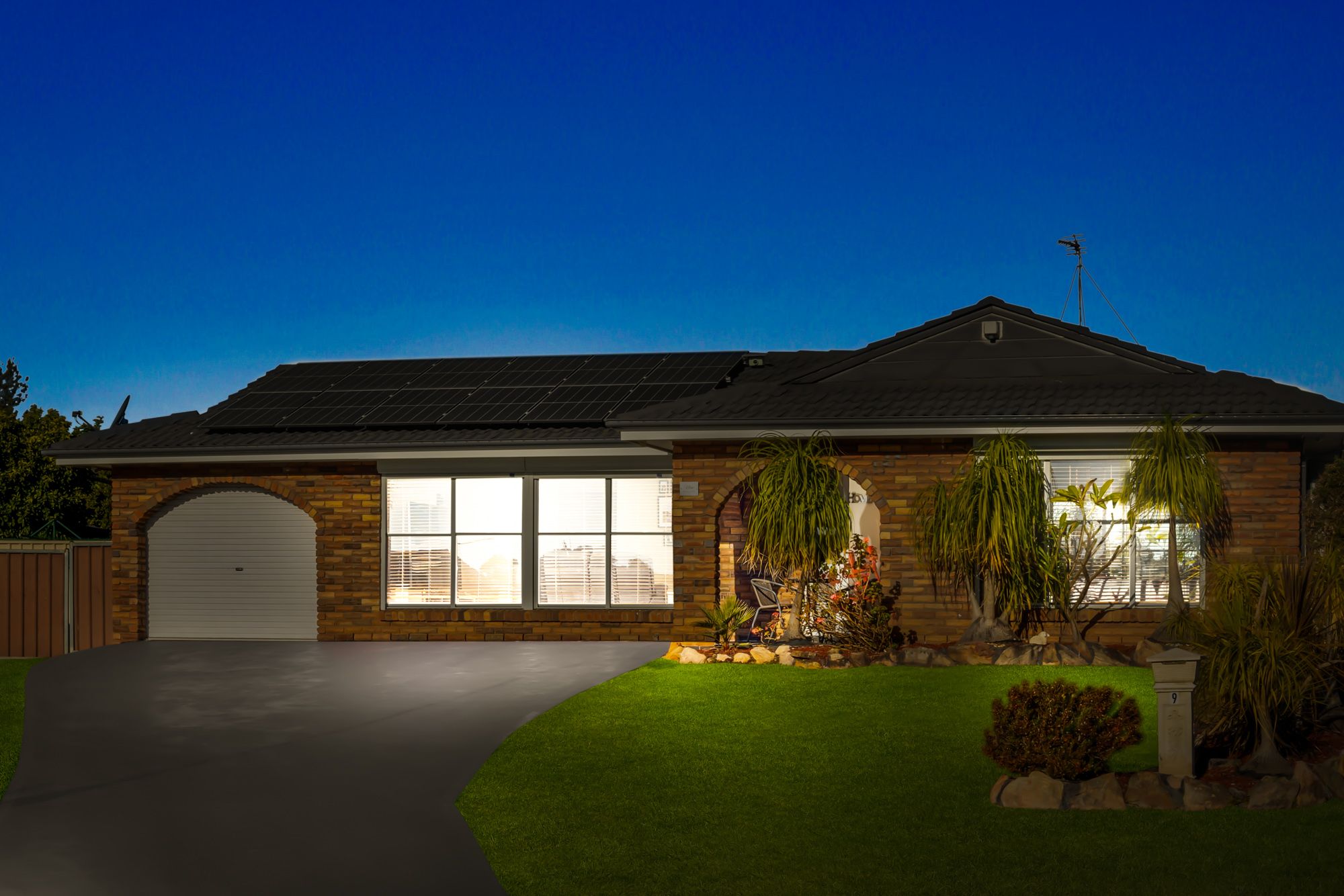 9 Macina Place, St Clair NSW 2759