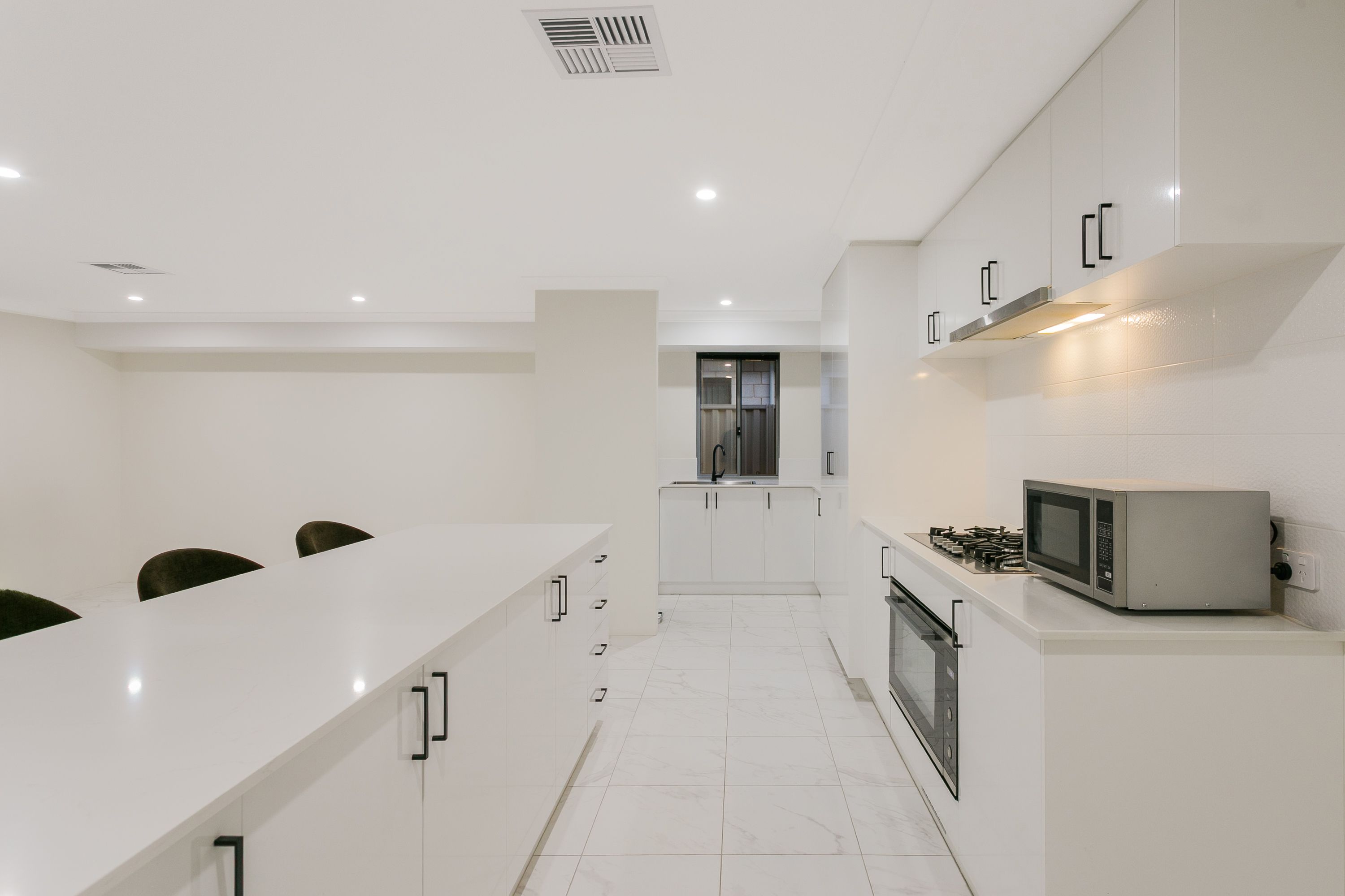 26 Grafton Way — photo 5 of 16