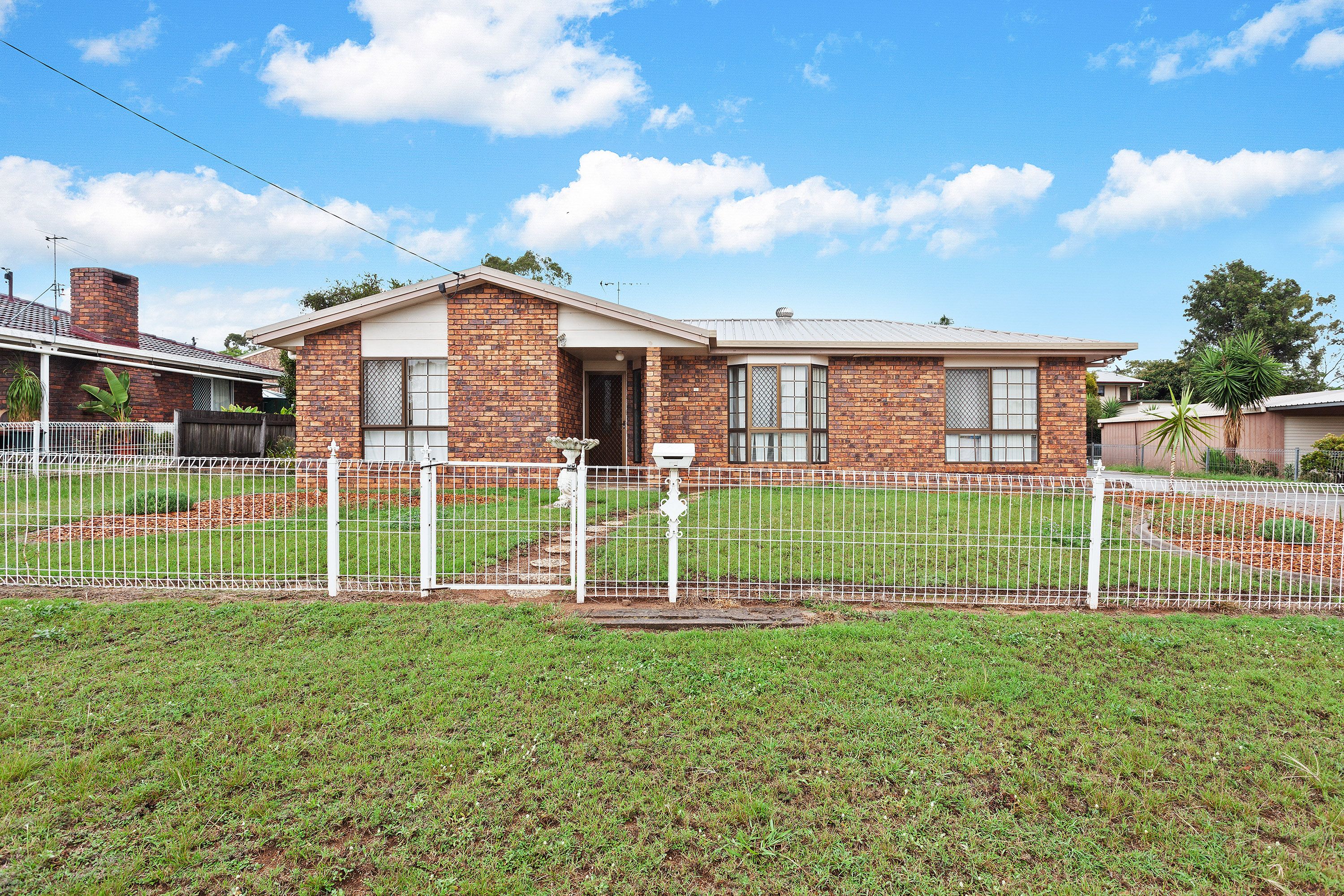 25 Robb Street, Oakey, QLD 4401 Sold House Ray White Rural Oakey