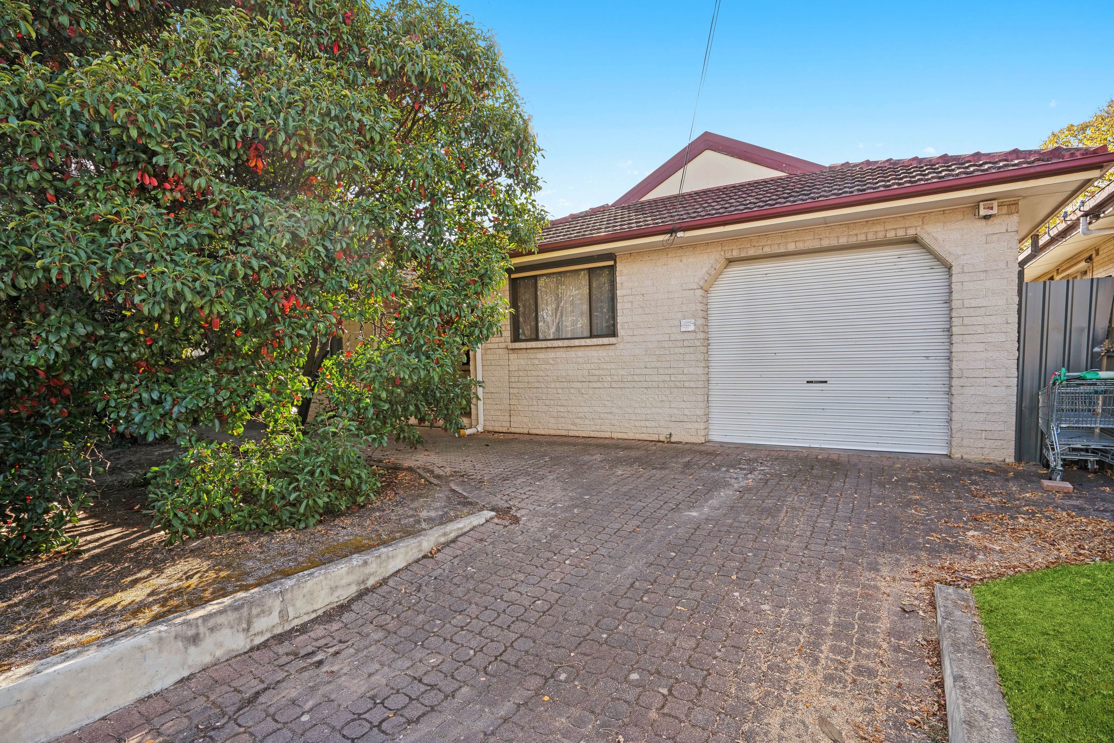 98 Lyons Road, Holden Hill, SA 5088